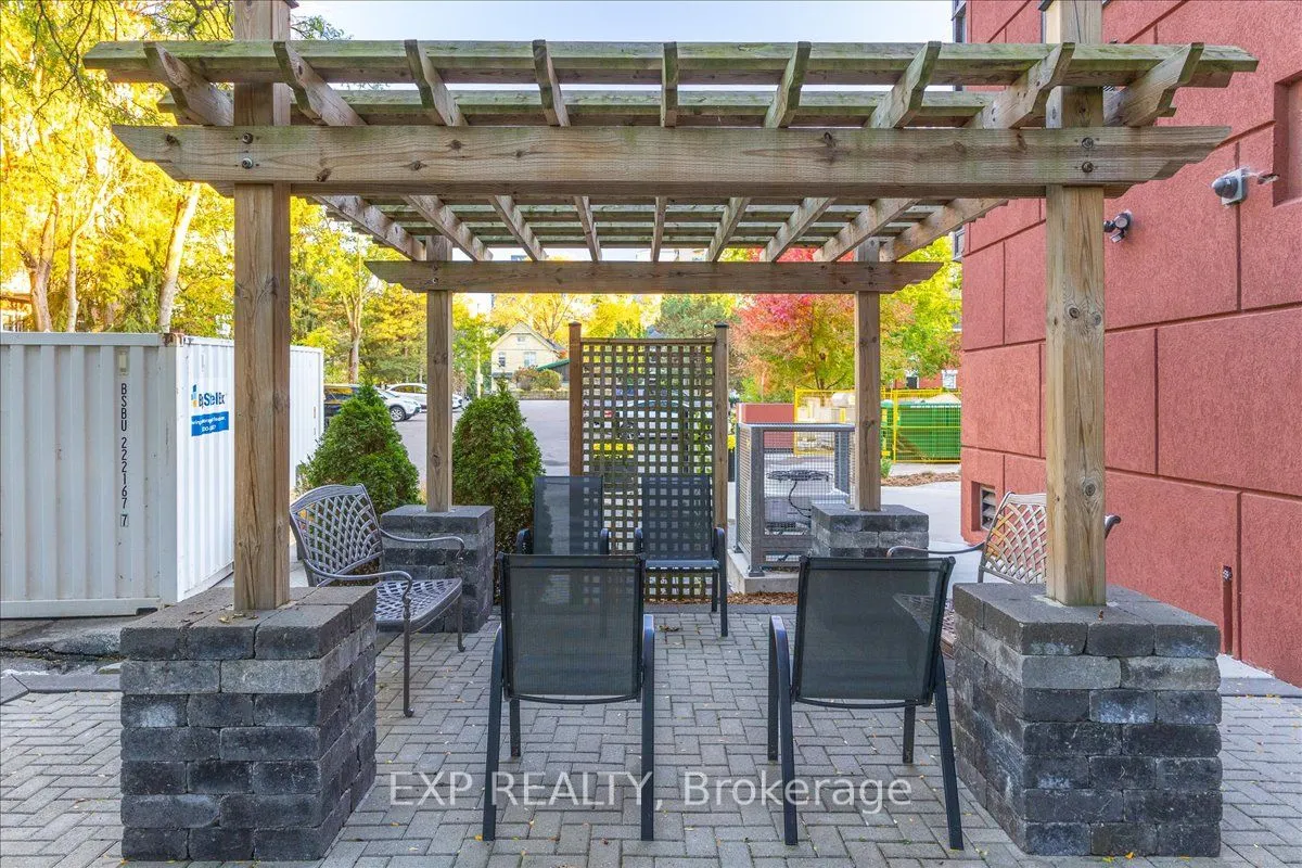 600 Talbot Street, #704