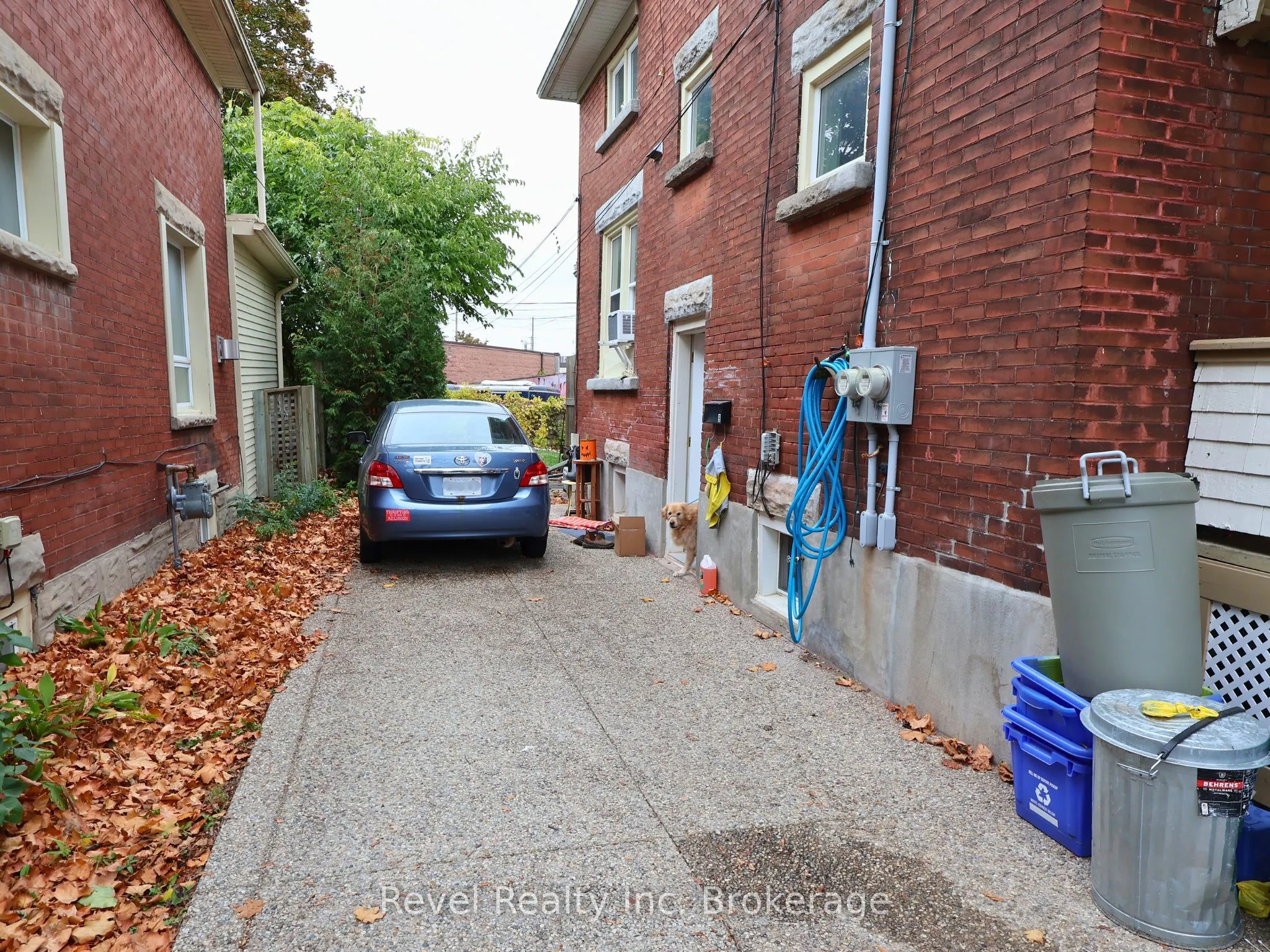 22 St Leger Street, #1