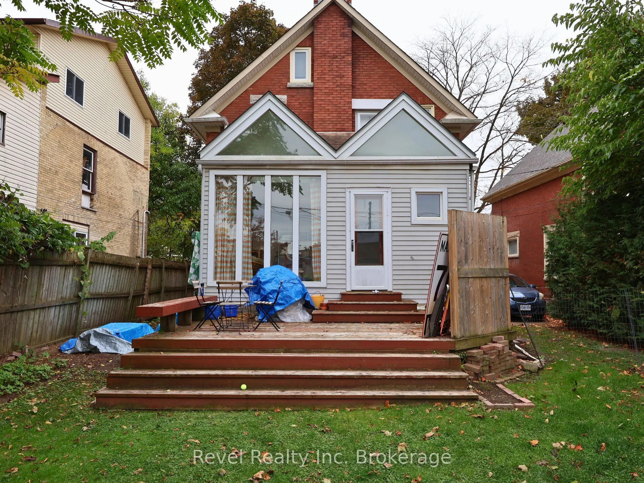 22 St Leger Street, #1