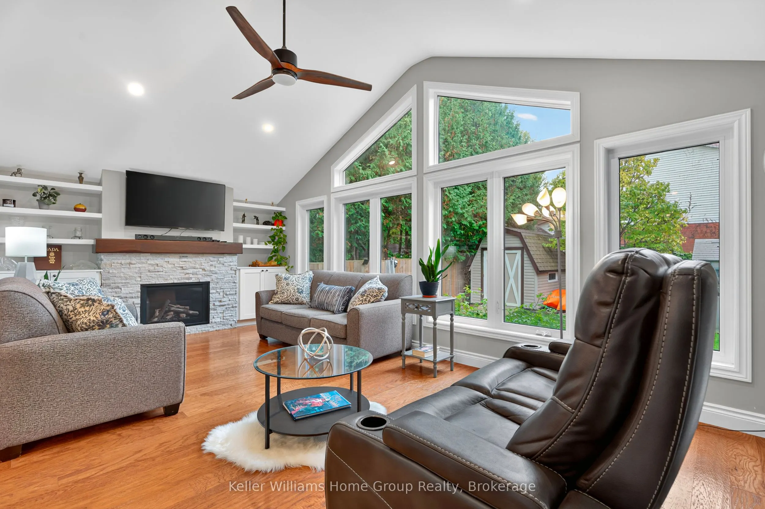 328 Burnett Avenue