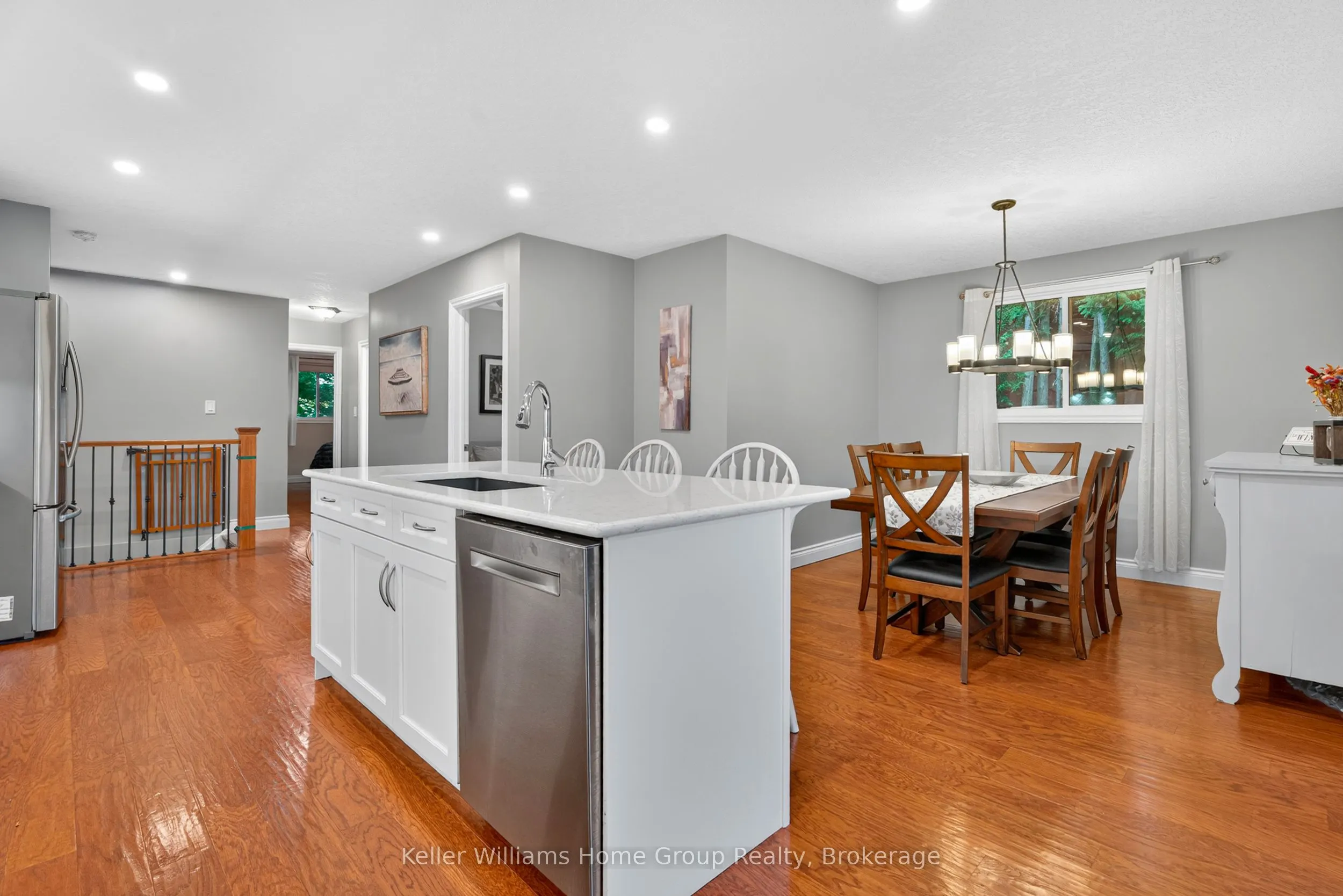 328 Burnett Avenue