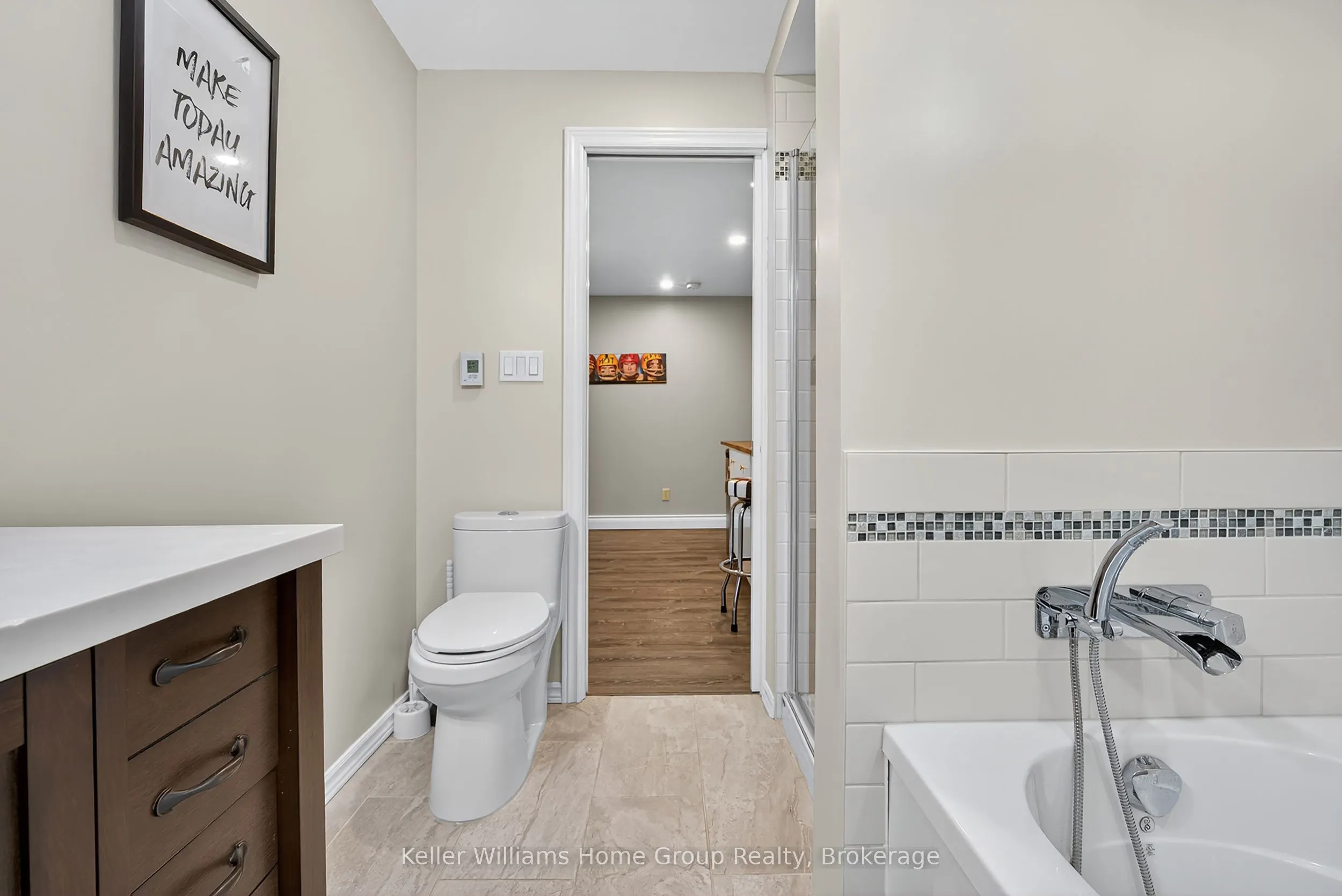328 Burnett Avenue