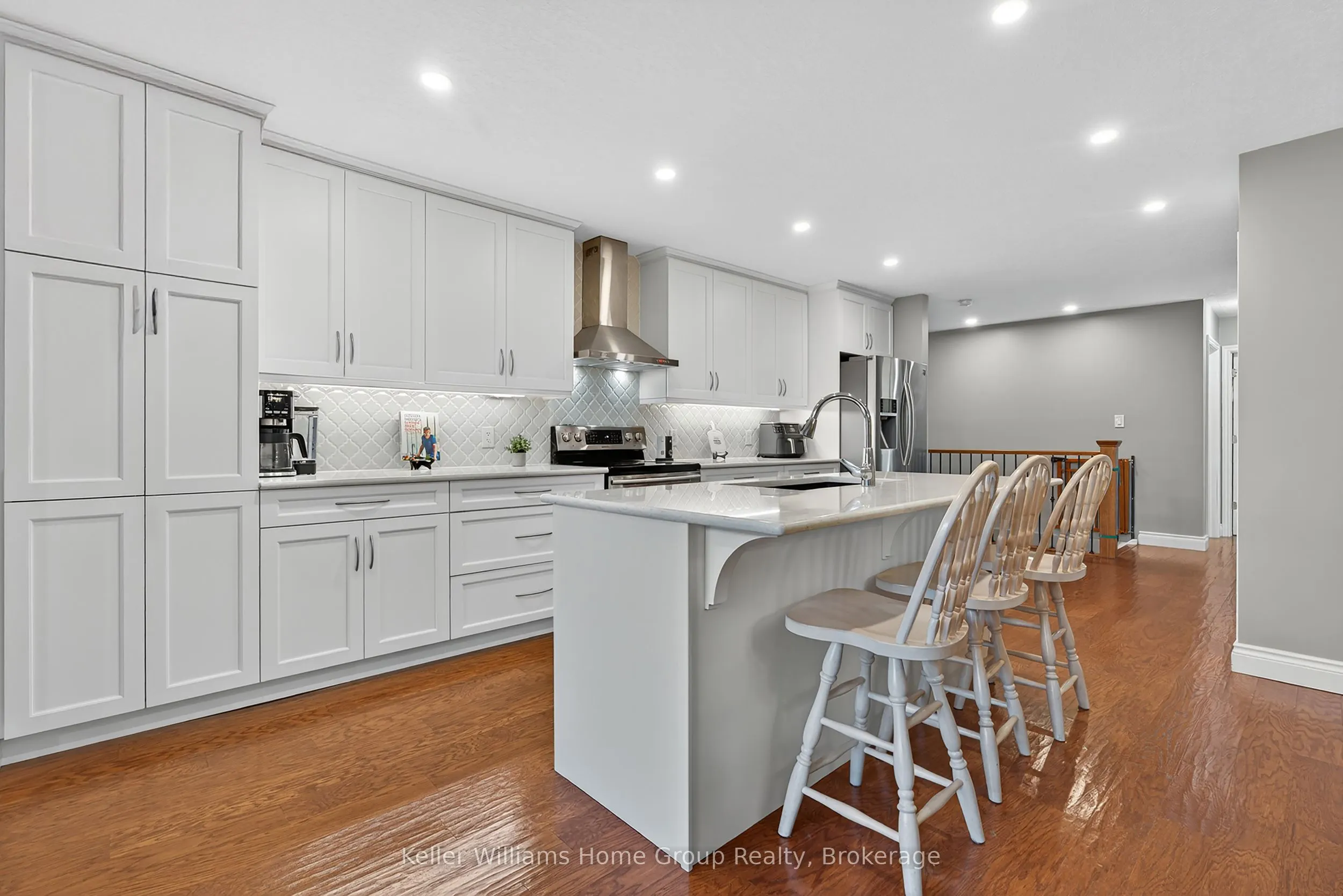 328 Burnett Avenue