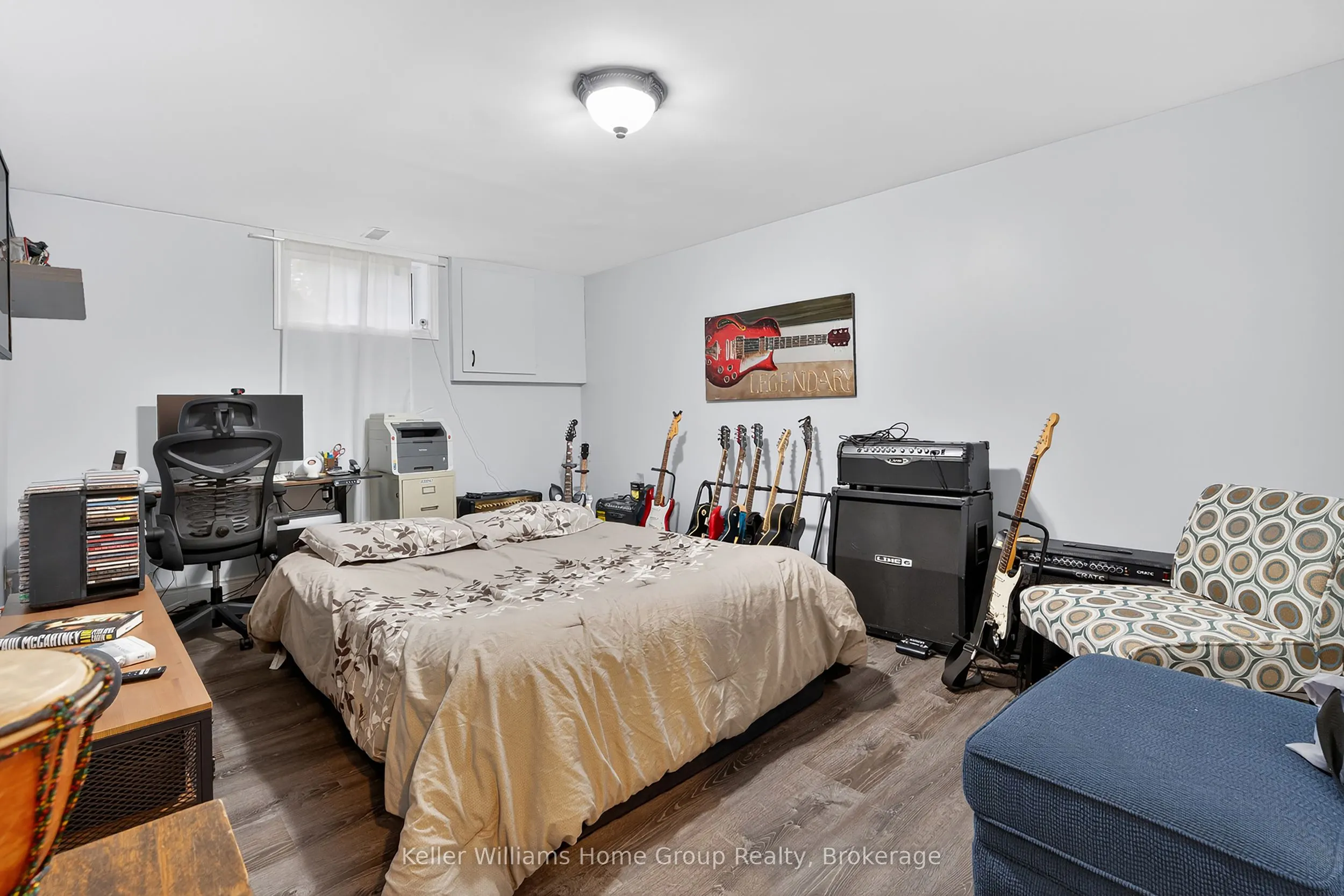 328 Burnett Avenue