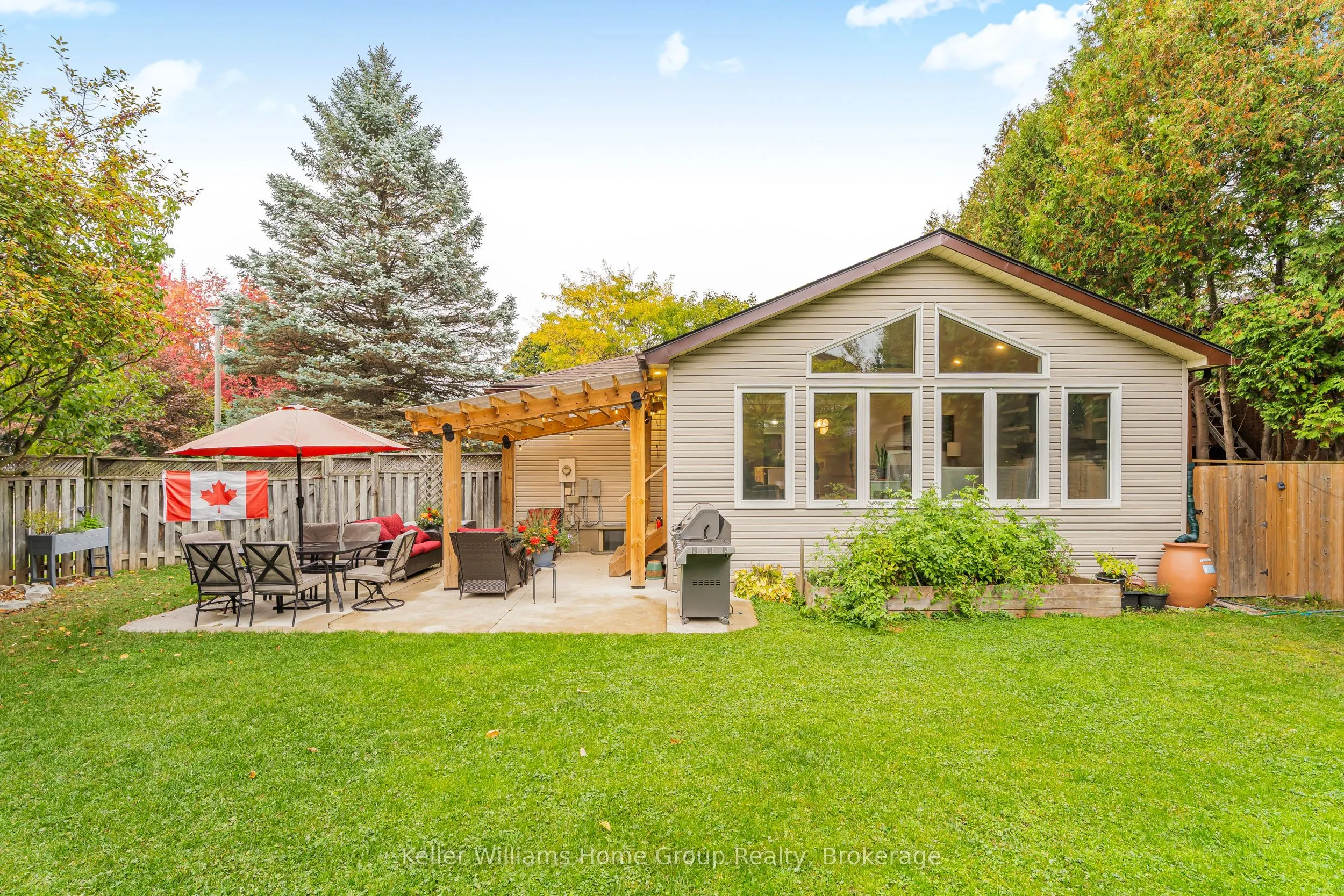 328 Burnett Avenue