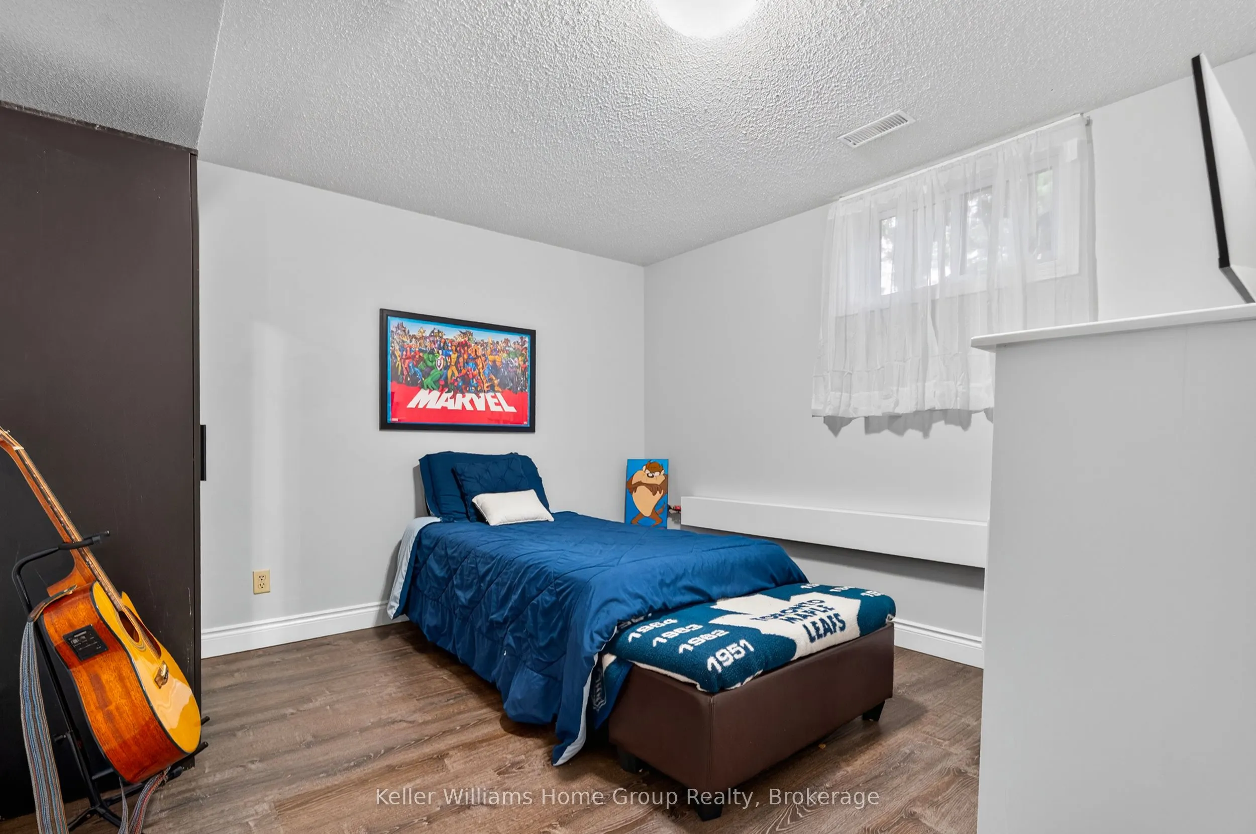 328 Burnett Avenue