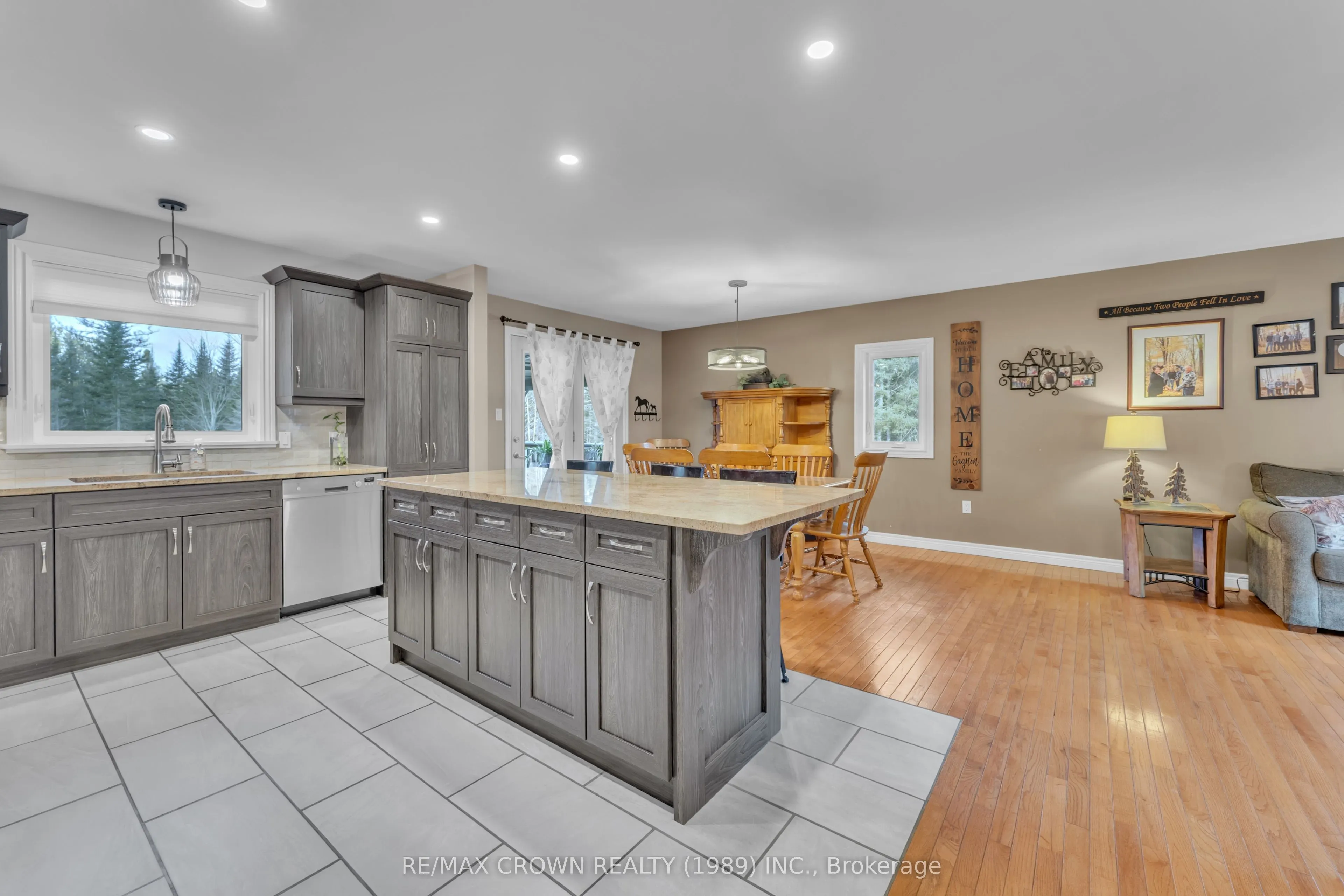 65 Byers Road