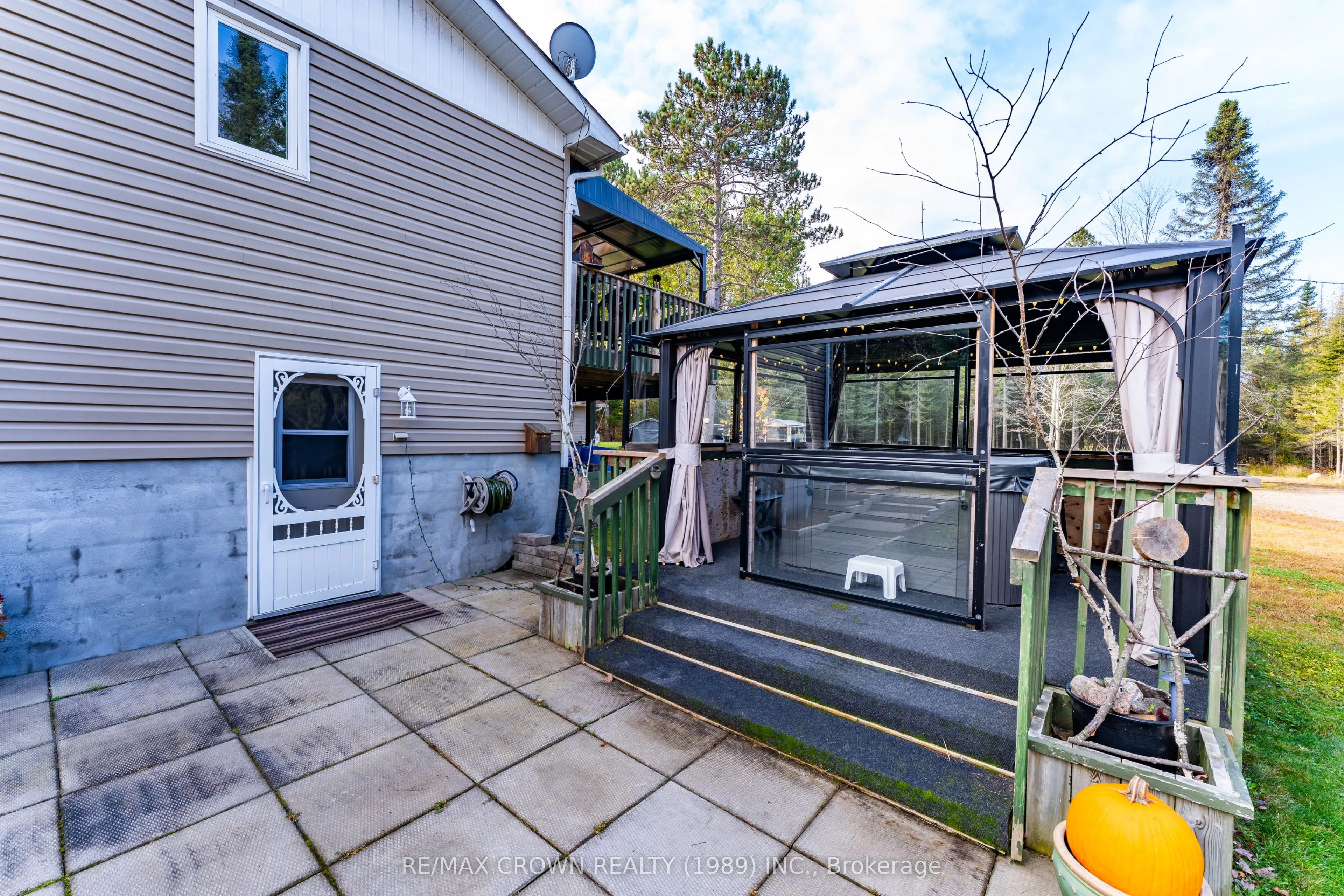 65 Byers Road