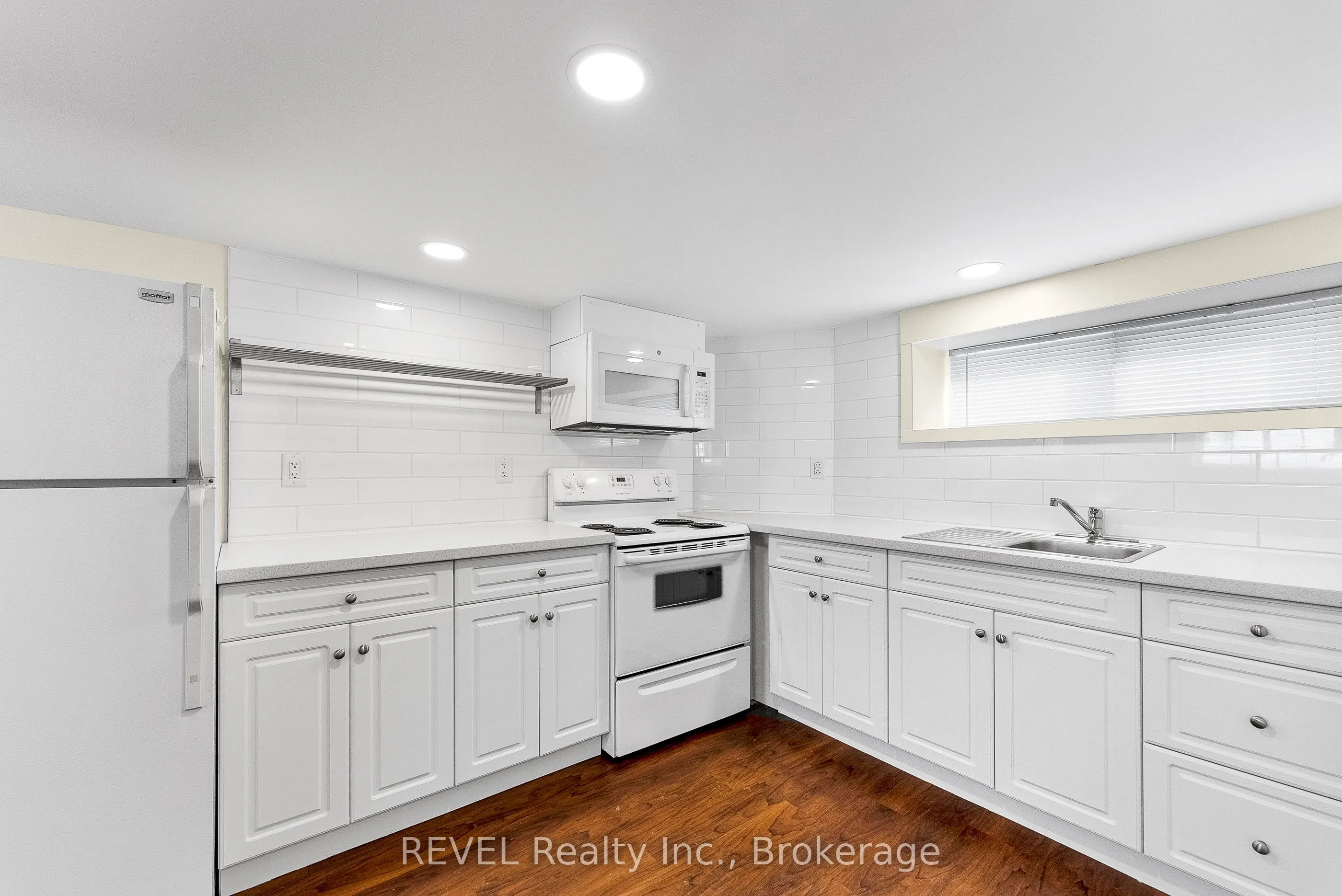 4747 Cookman Crescent, #LOWER
