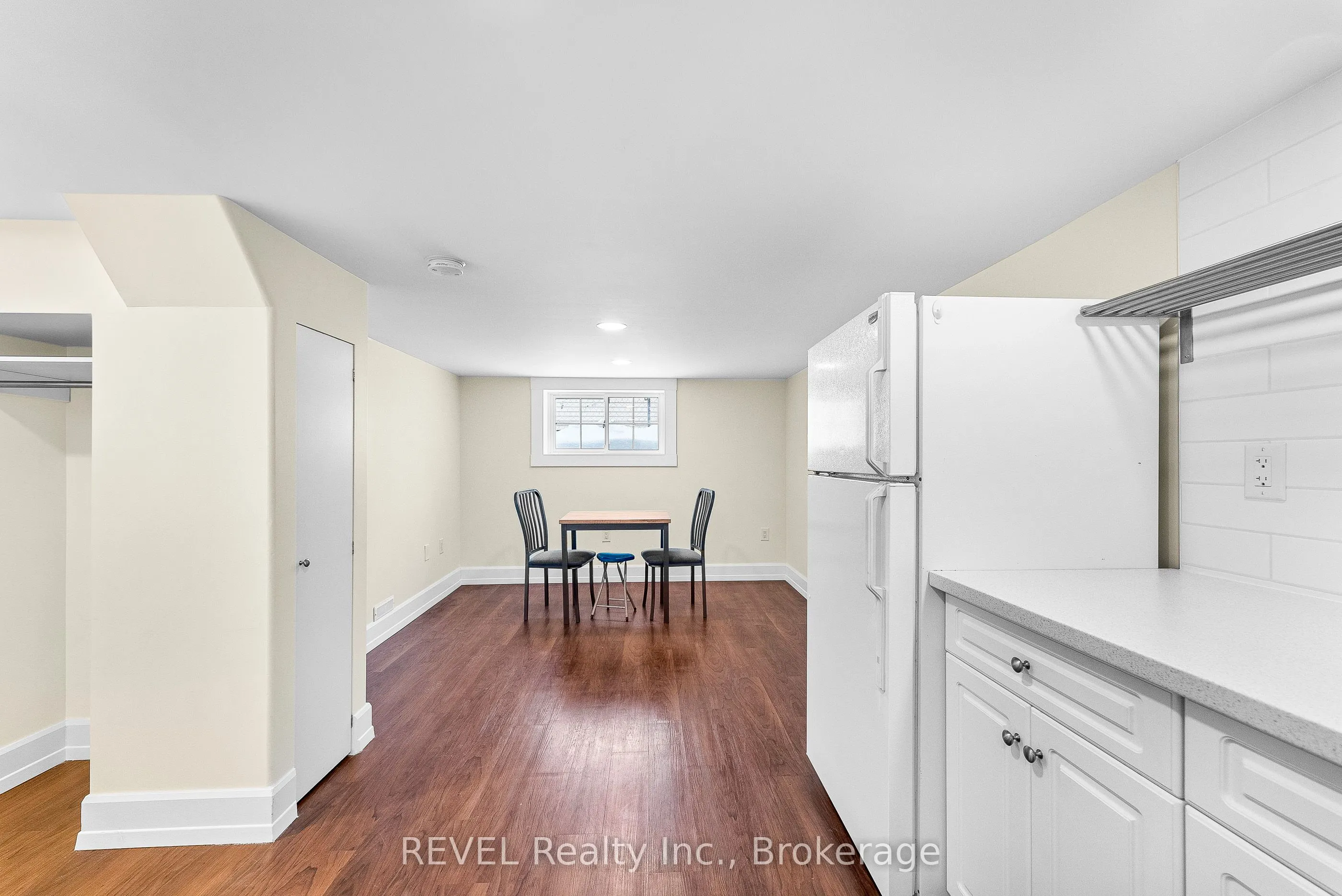 4747 Cookman Crescent, #LOWER