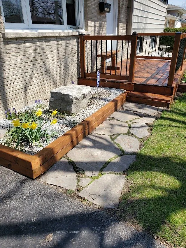 36 Agincourt Gardens