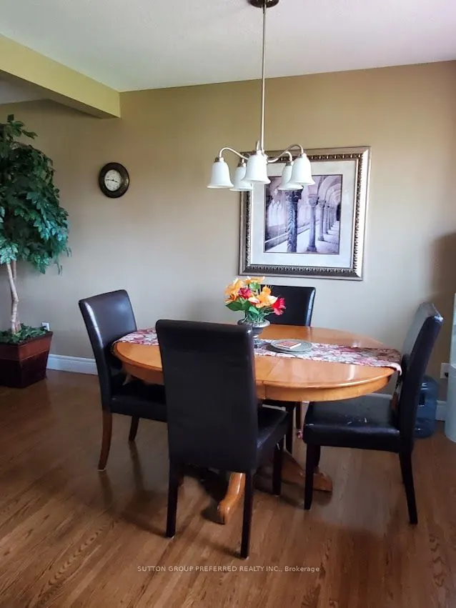 36 Agincourt Gardens