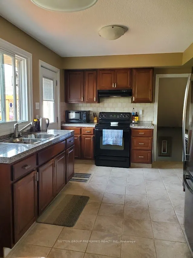 36 Agincourt Gardens