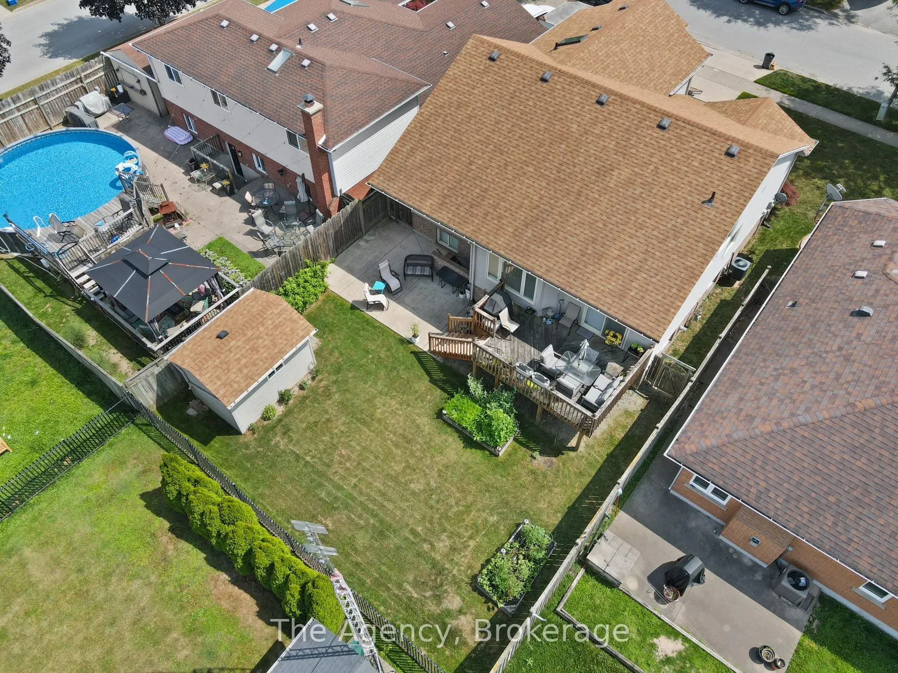 7721 Parkview Crescent