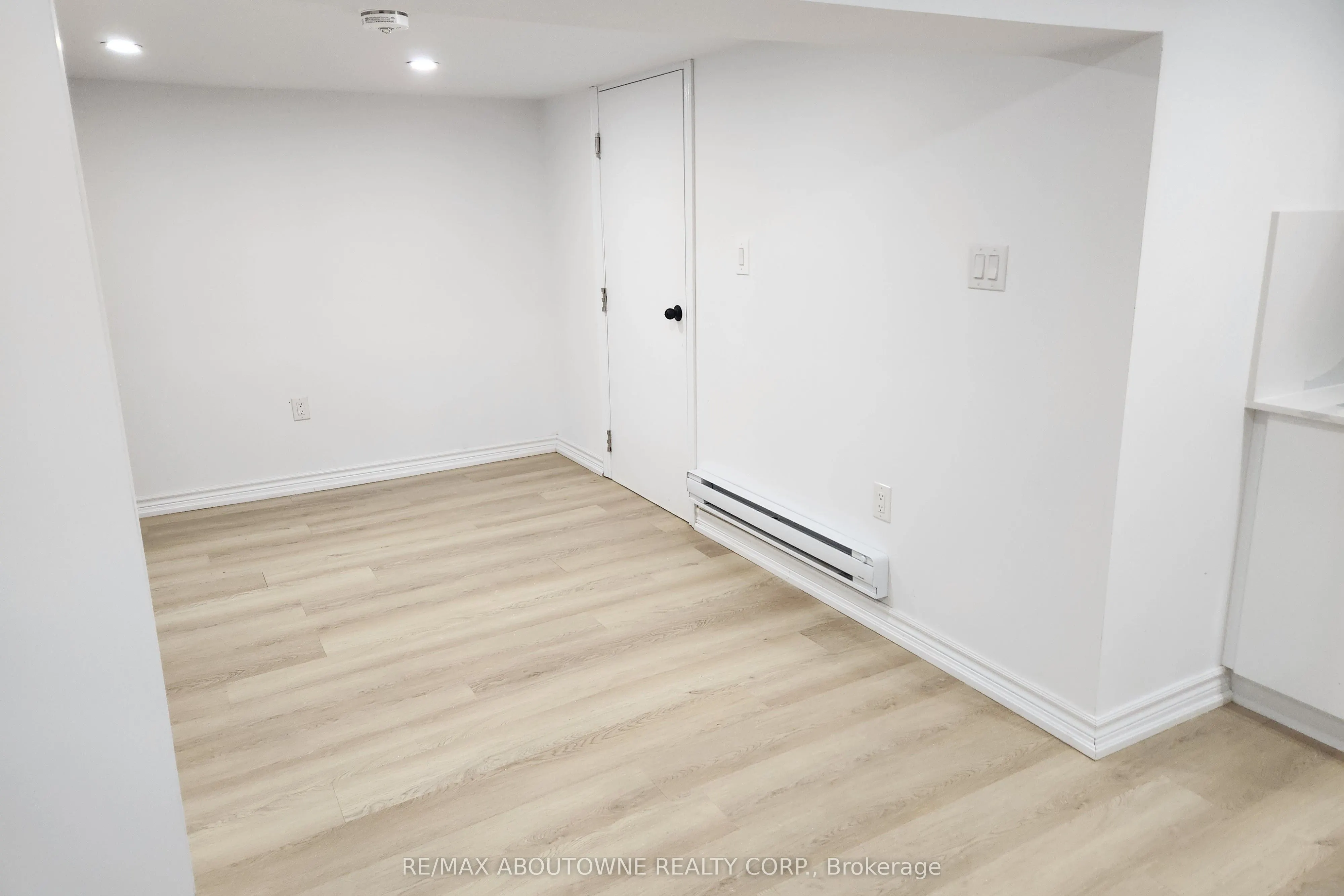 177 Chatham Street, #lower 1
