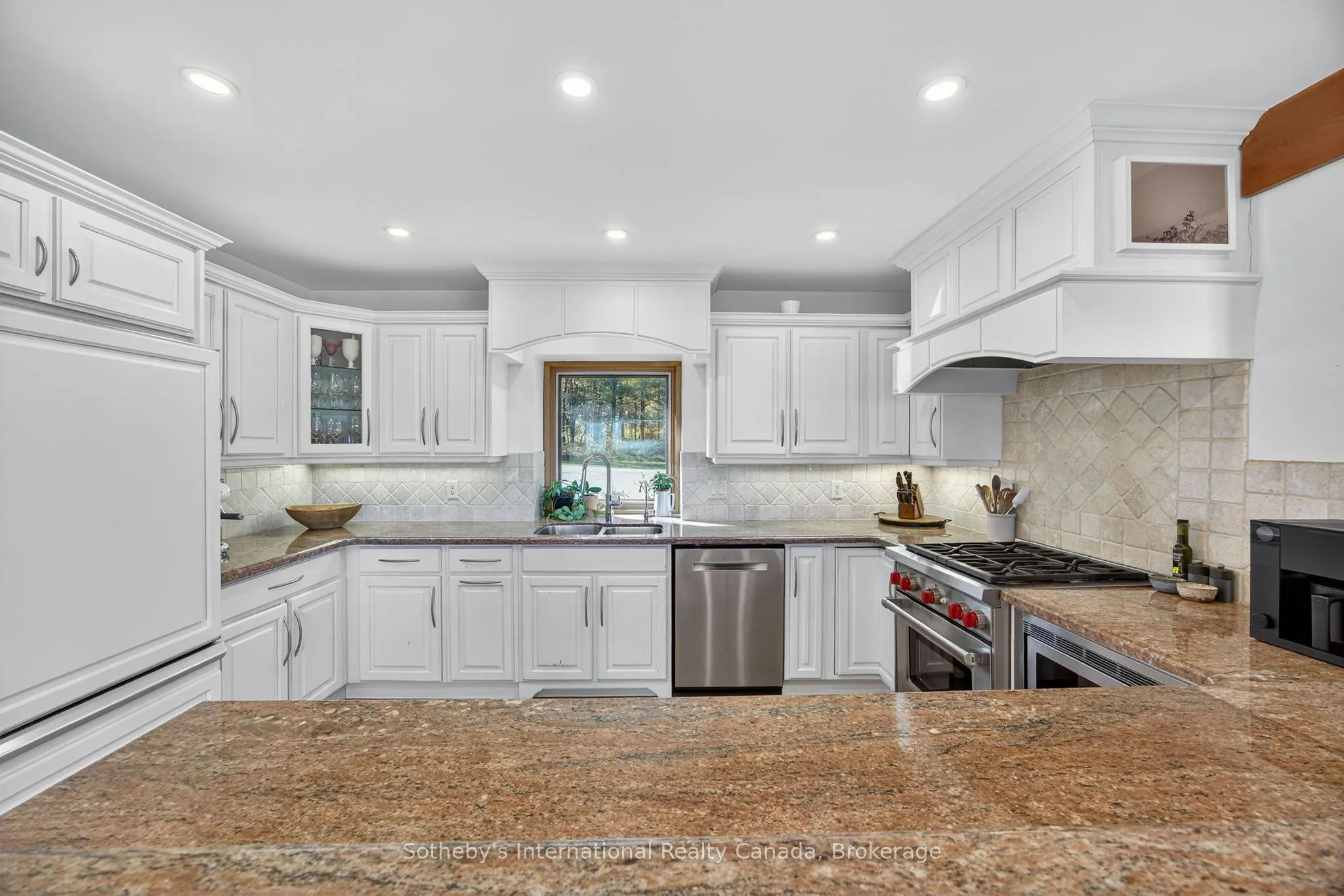 589374 19 Grey Road