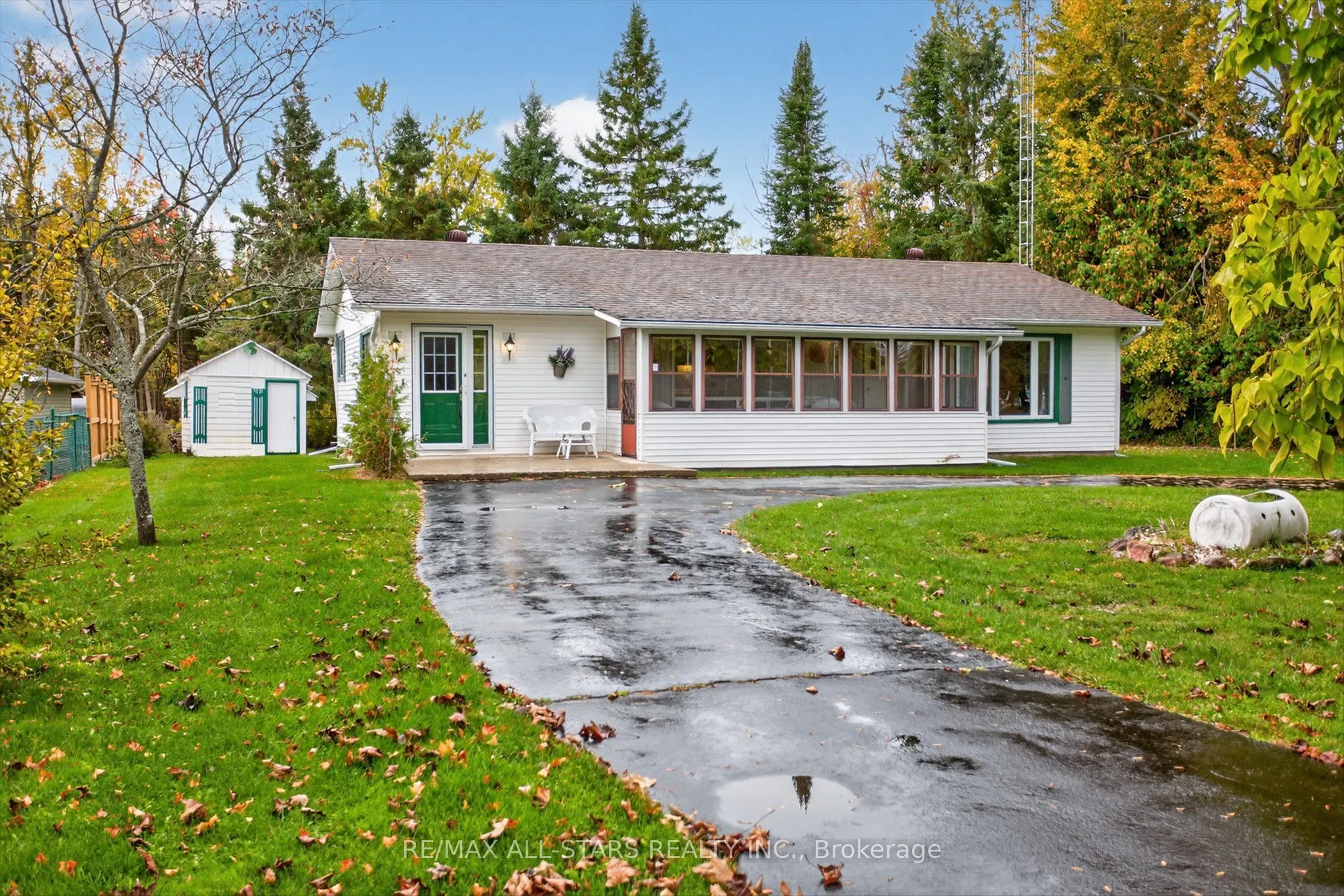 104 Trent Canal Road