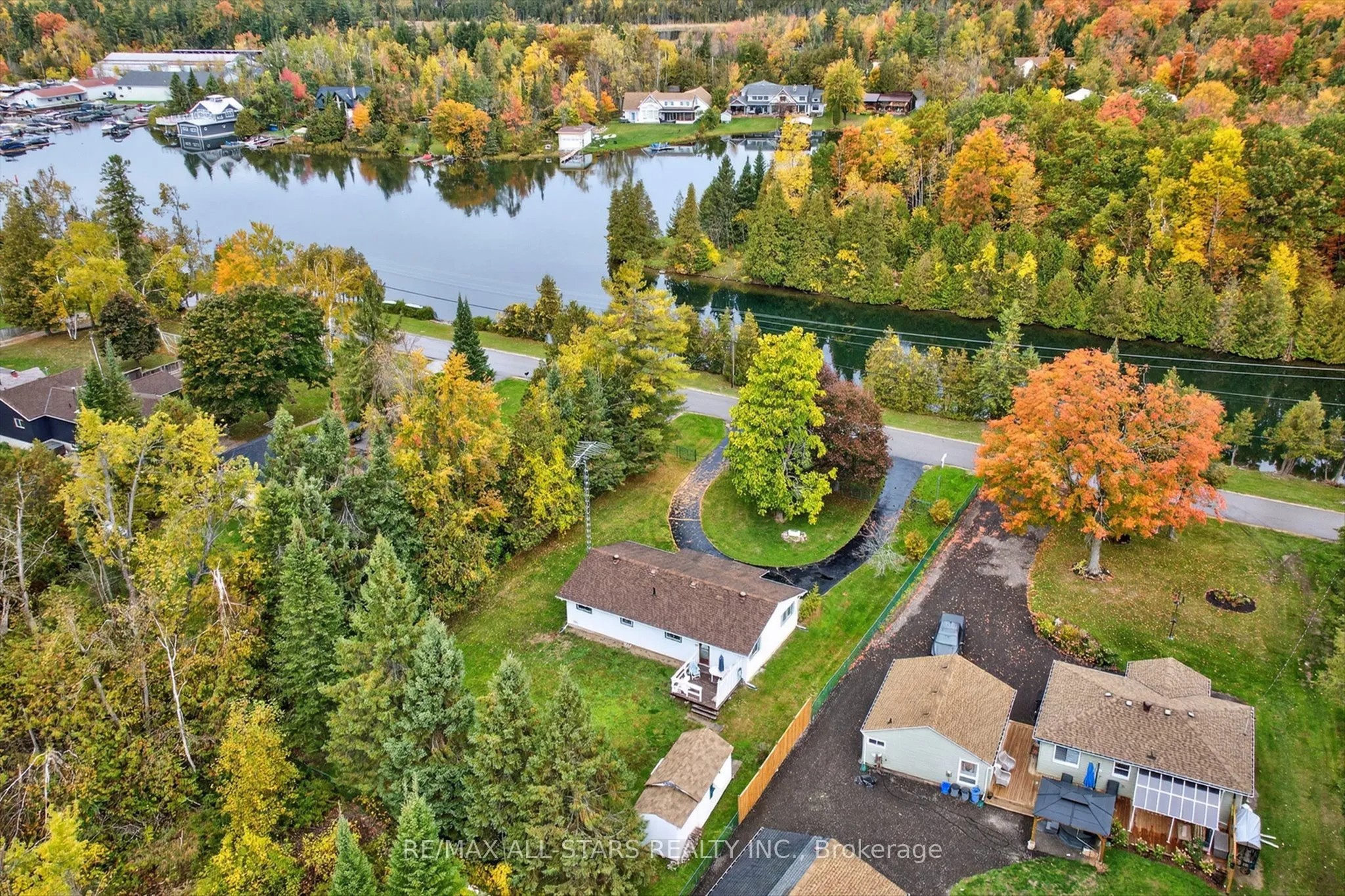 104 Trent Canal Road