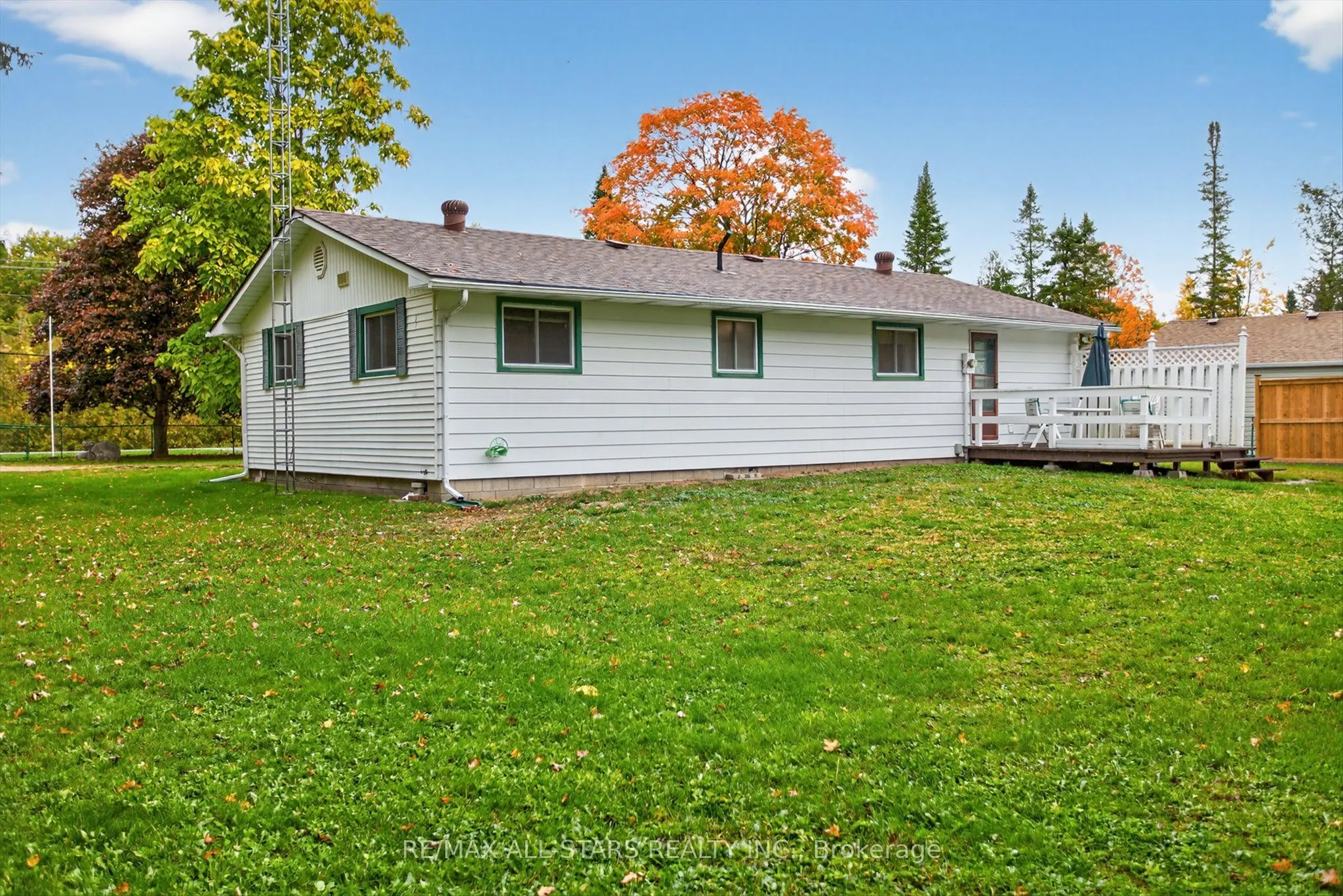 104 Trent Canal Road