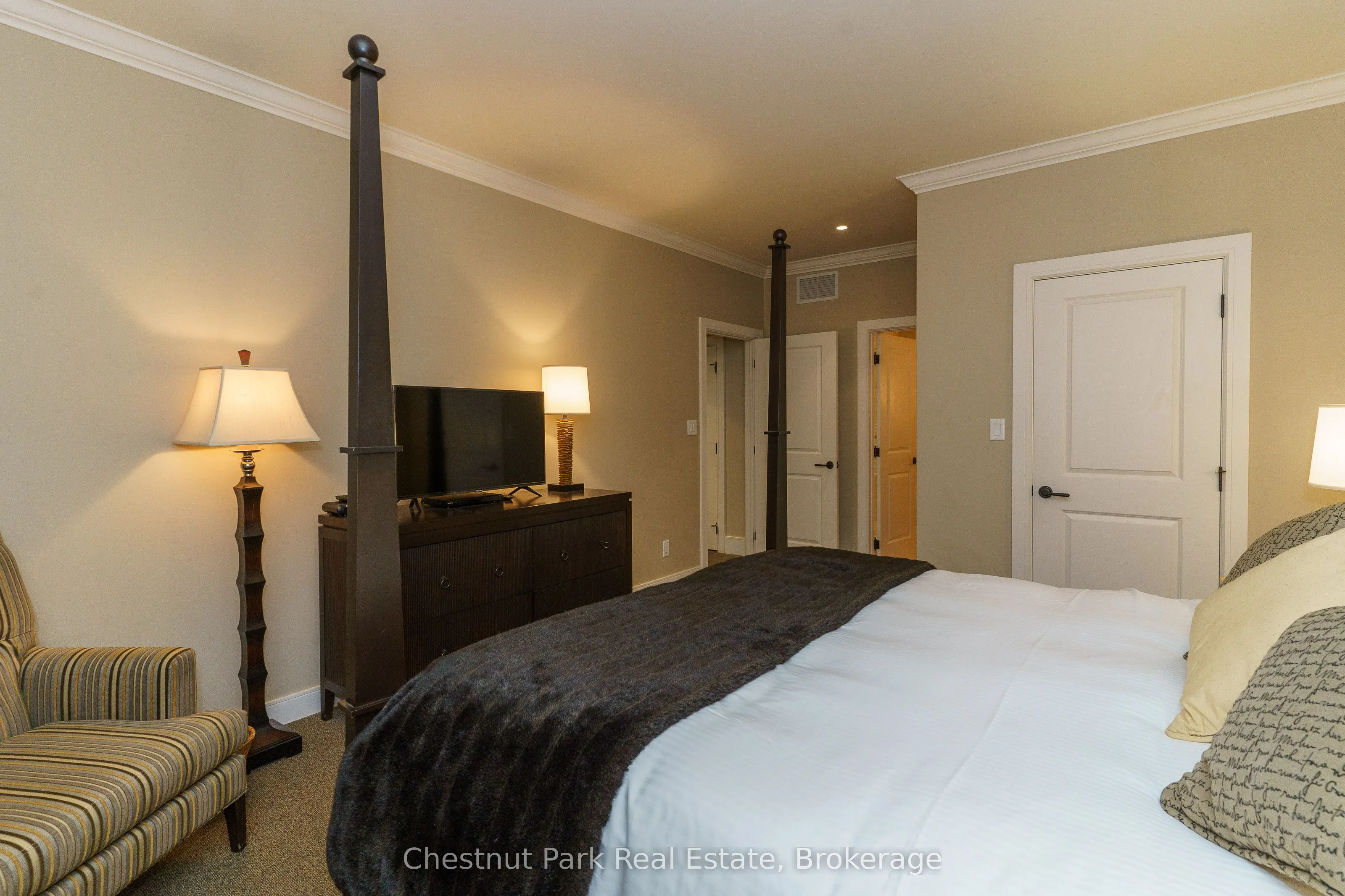 501 Glen Abbey Way E, #501