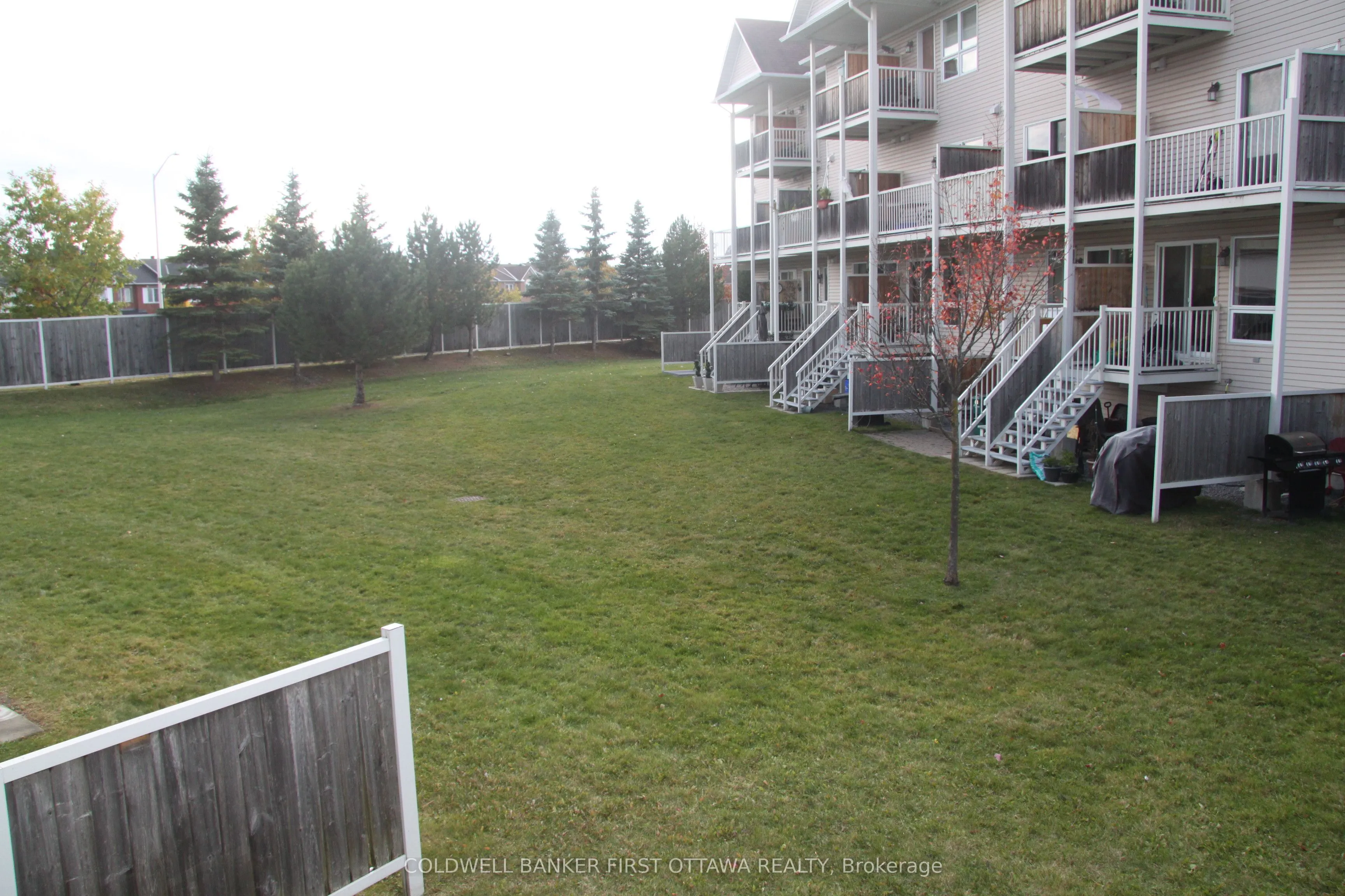 56 Beaucache Private W, #18