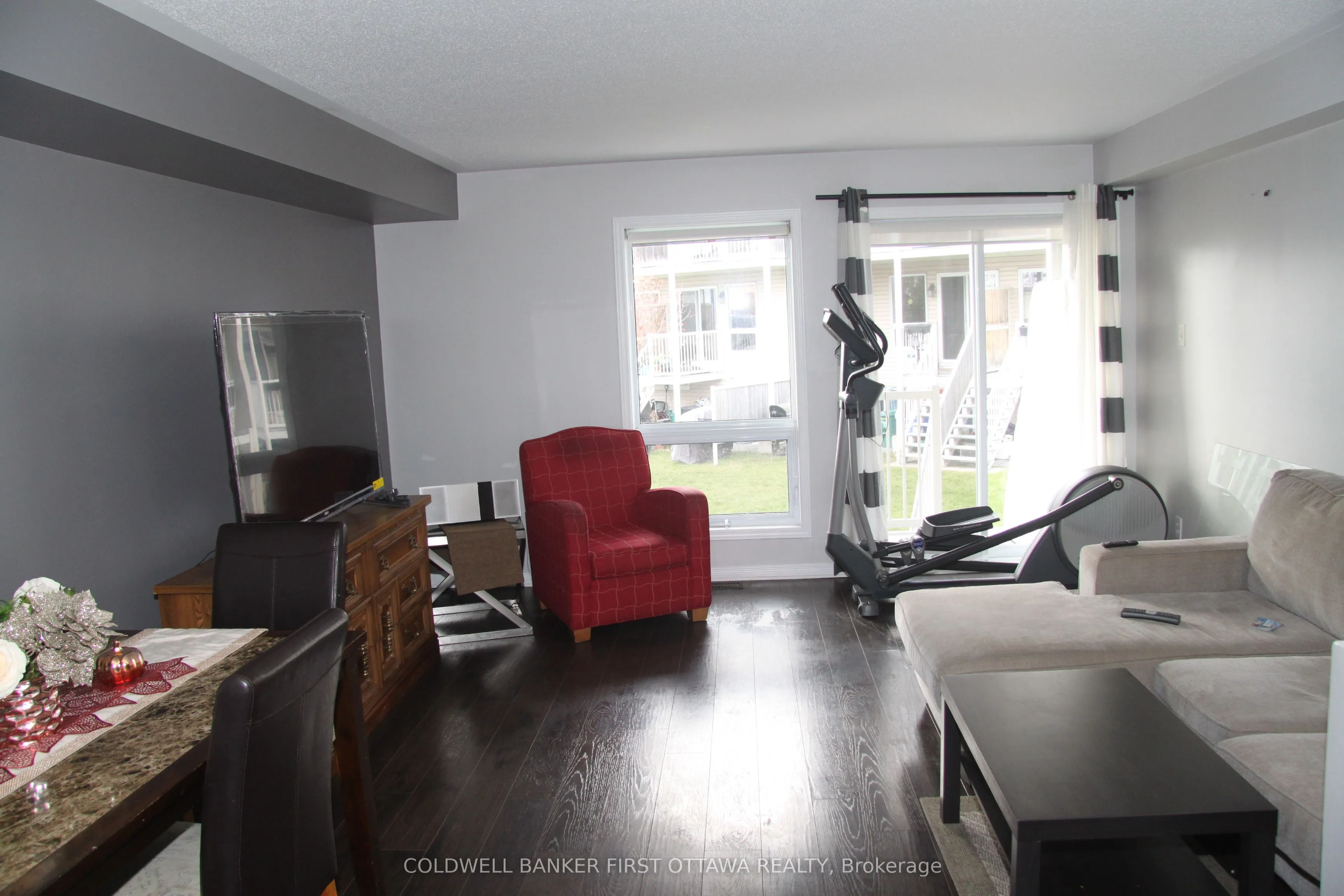 56 Beaucache Private W, #18