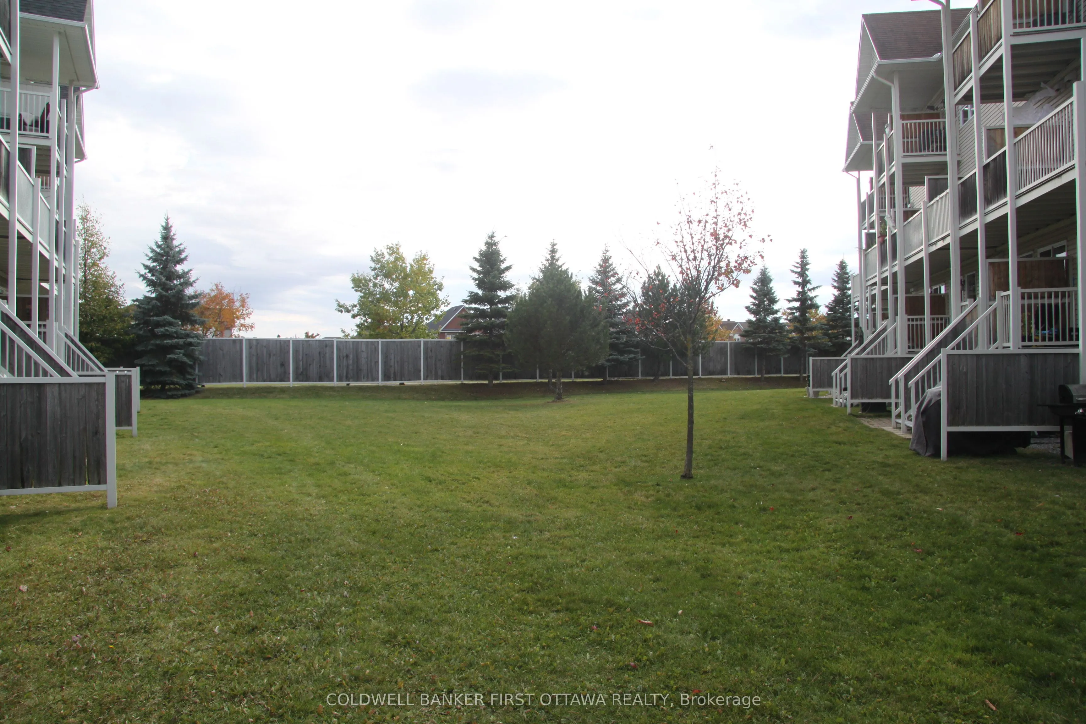 56 Beaucache Private W, #18