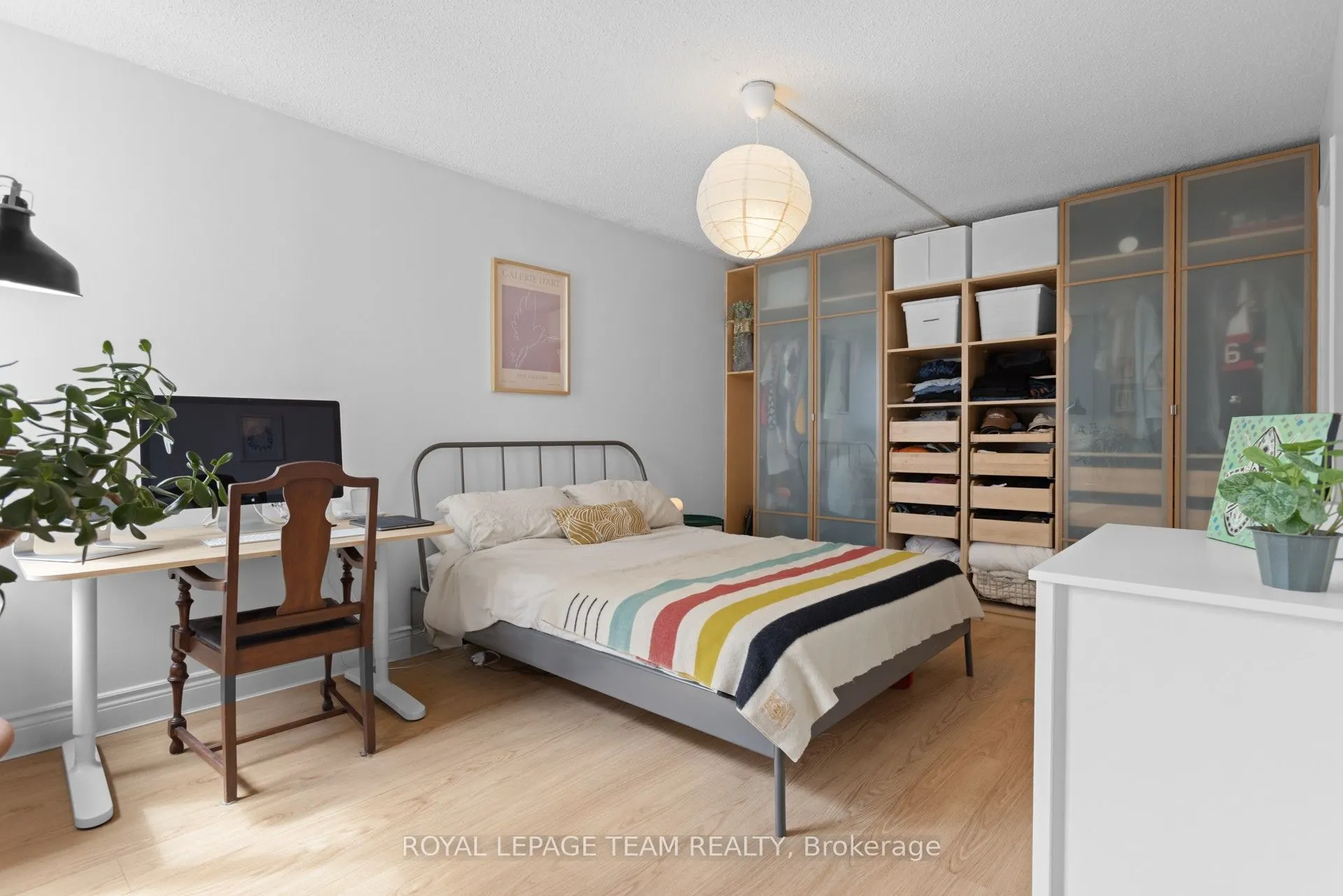 141 Somerset Street W, #503