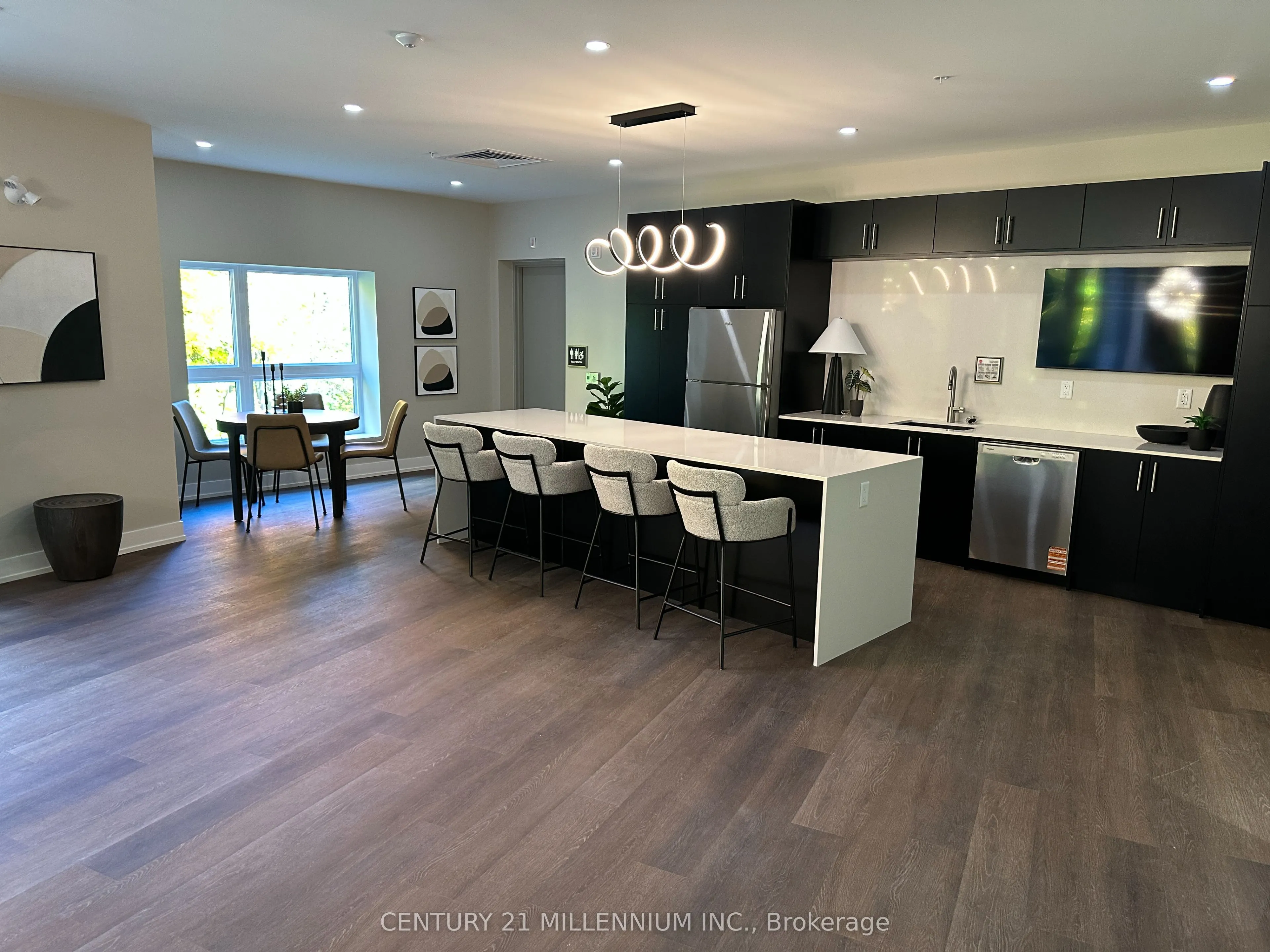 1100 Lackner Place, #214