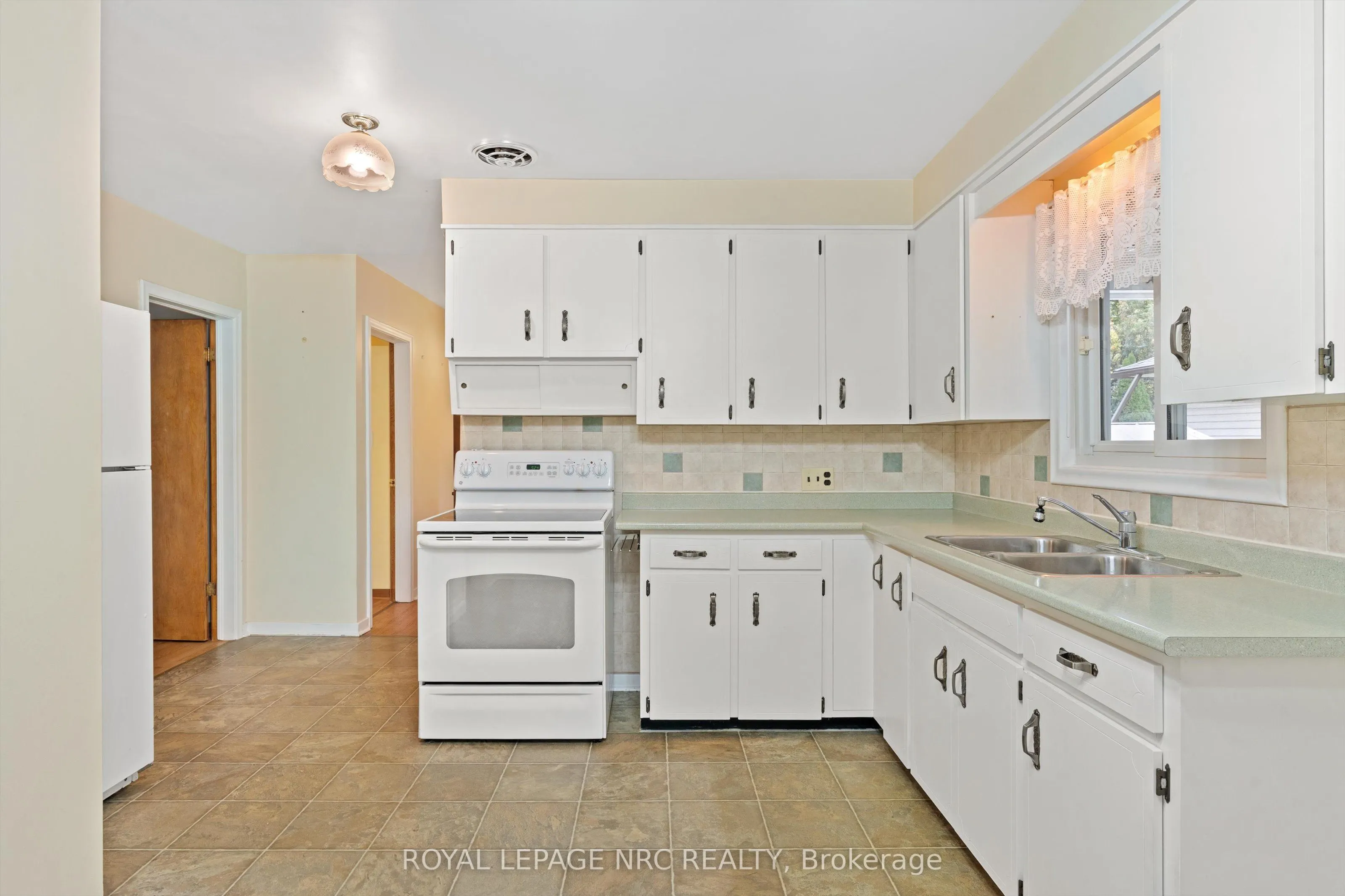 26 Brookdale Avenue