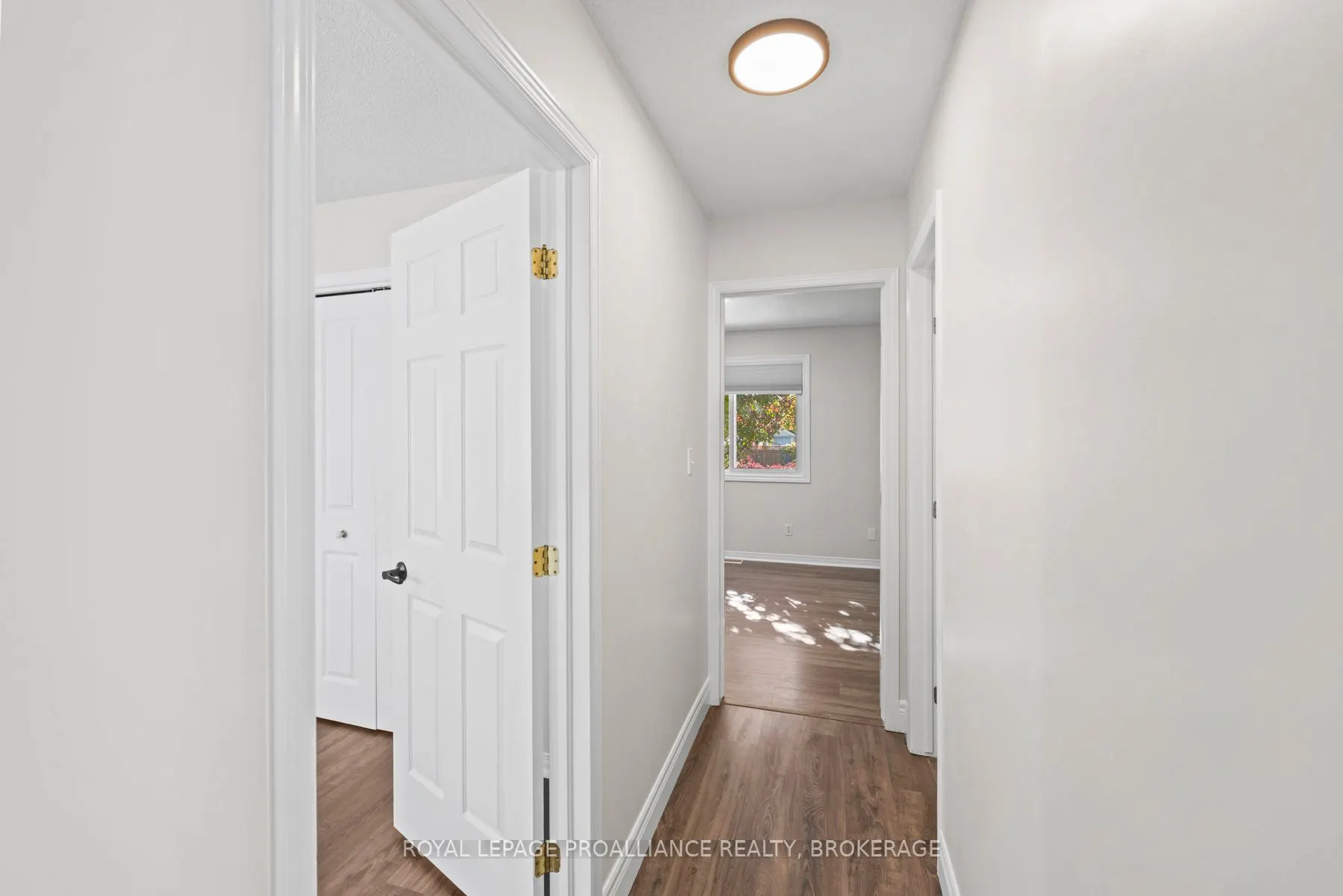 472 Freeman Crescent