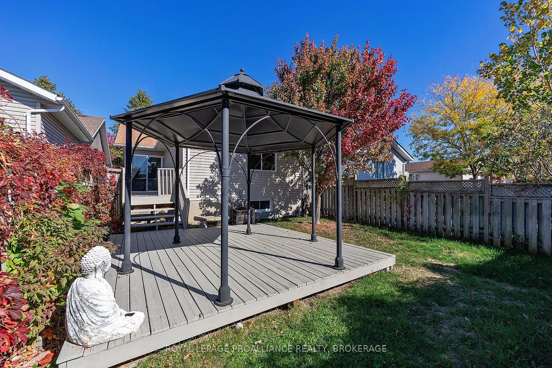 472 Freeman Crescent
