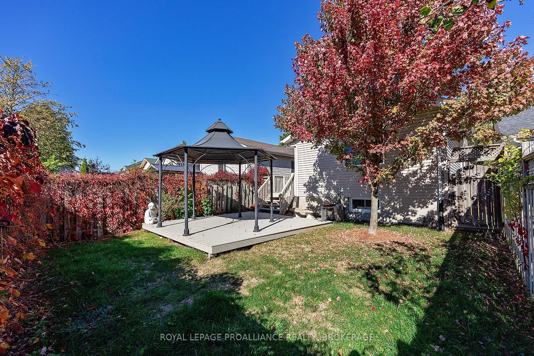 472 Freeman Crescent
