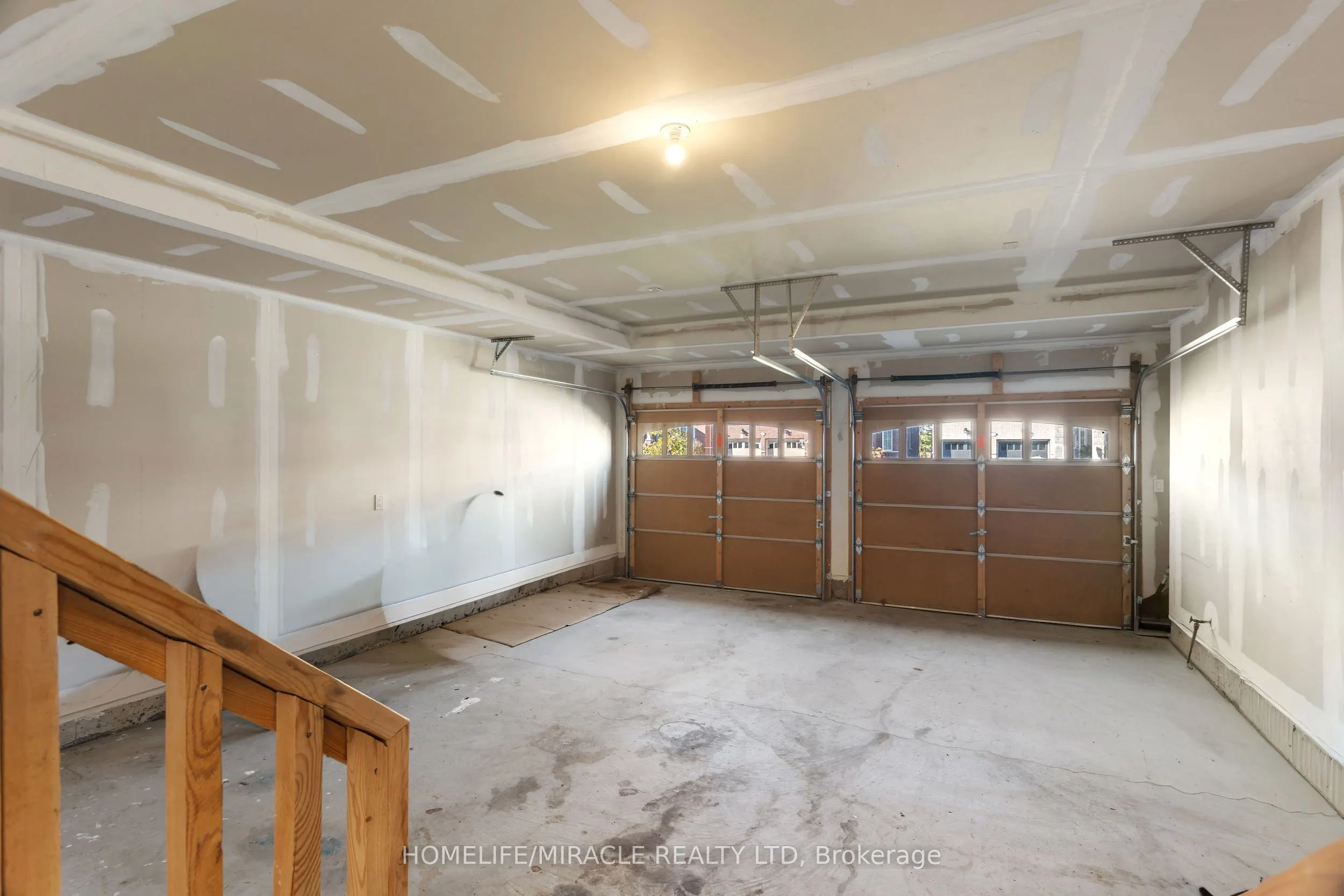 119 Oak Avenue