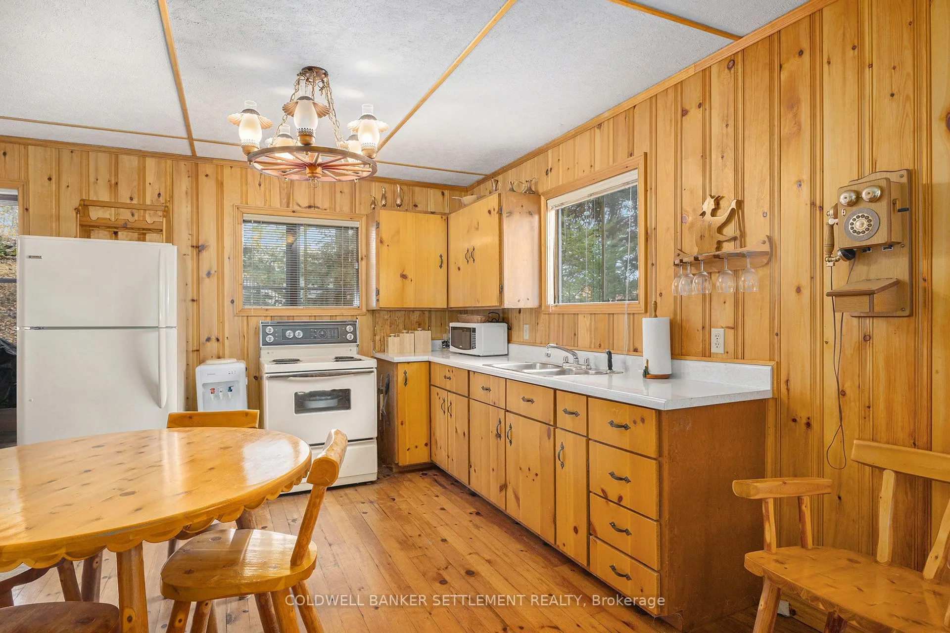 411 YVON Lane