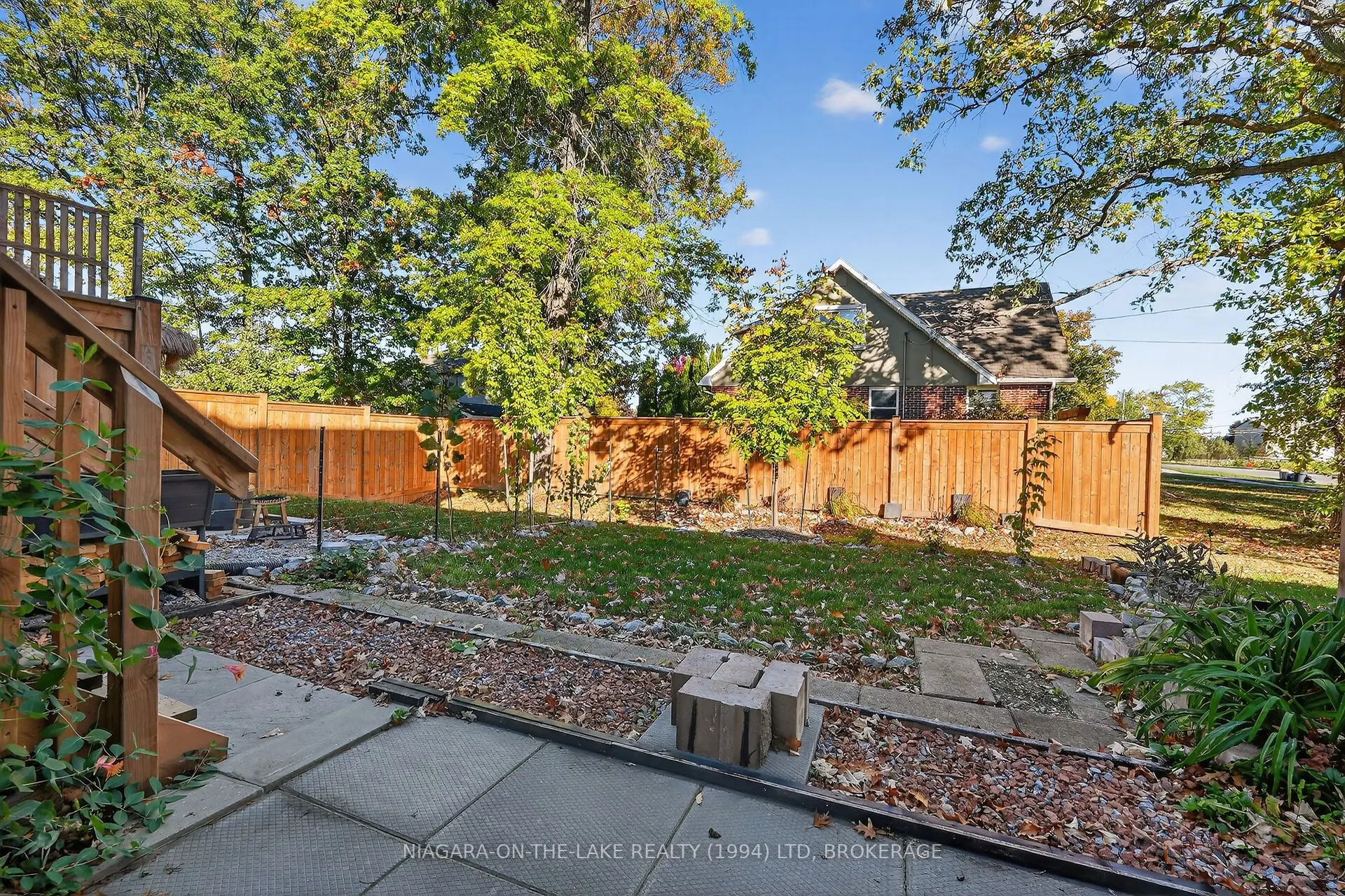 4 Paradise Grove
