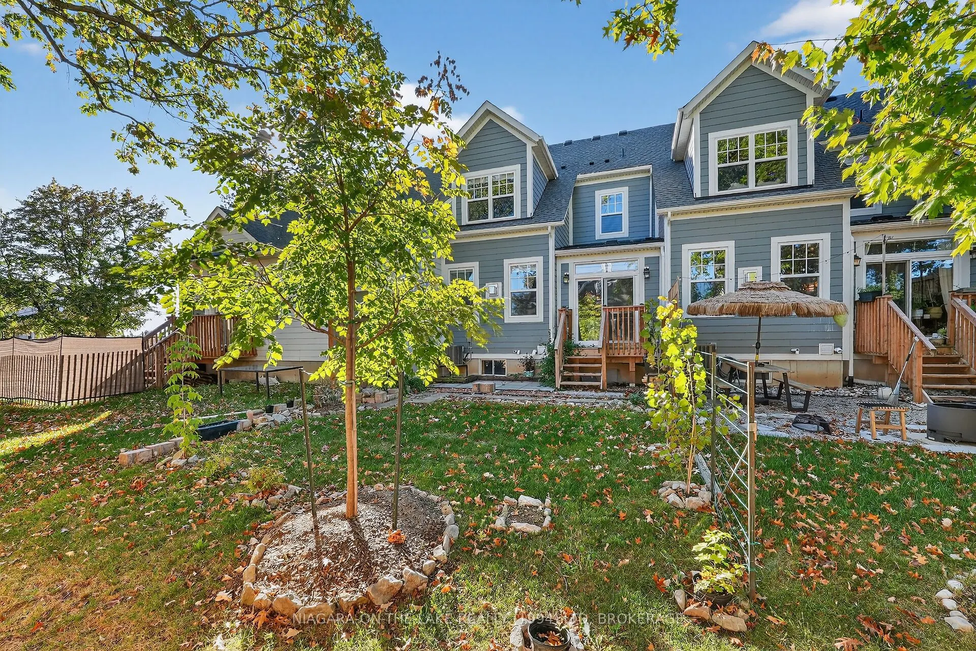 4 Paradise Grove