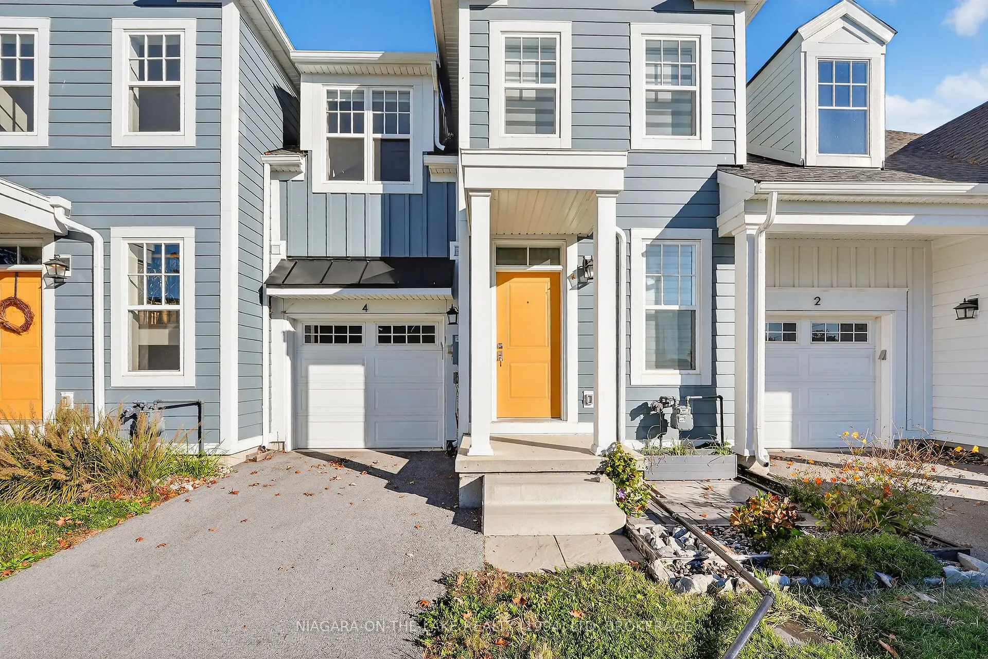 4 Paradise Grove