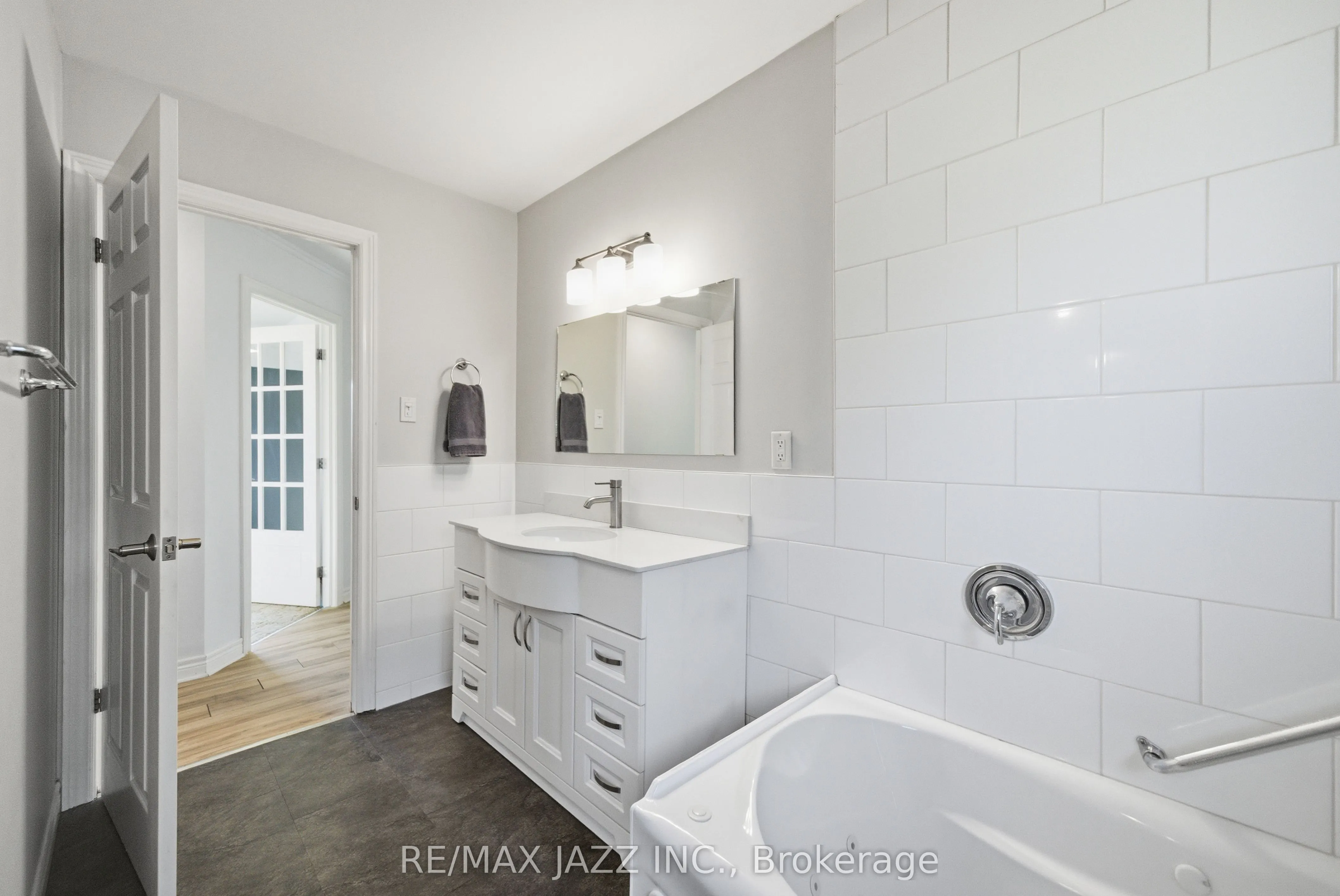 1708 Redwood Drive