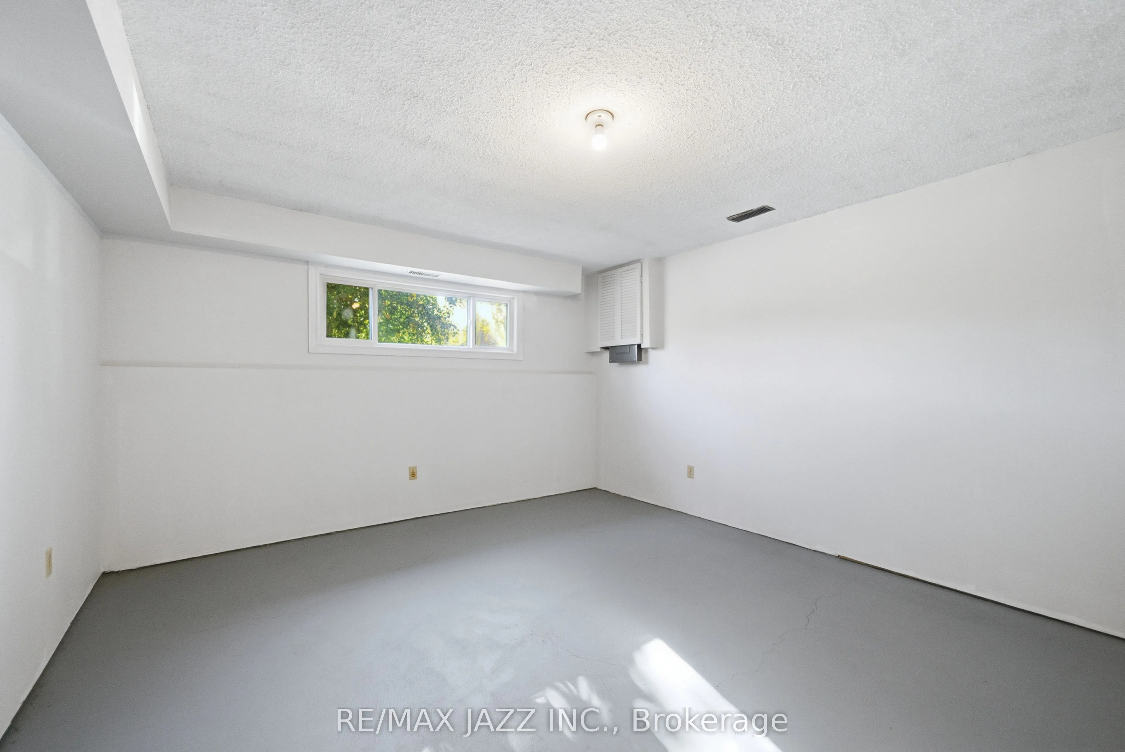 1708 Redwood Drive
