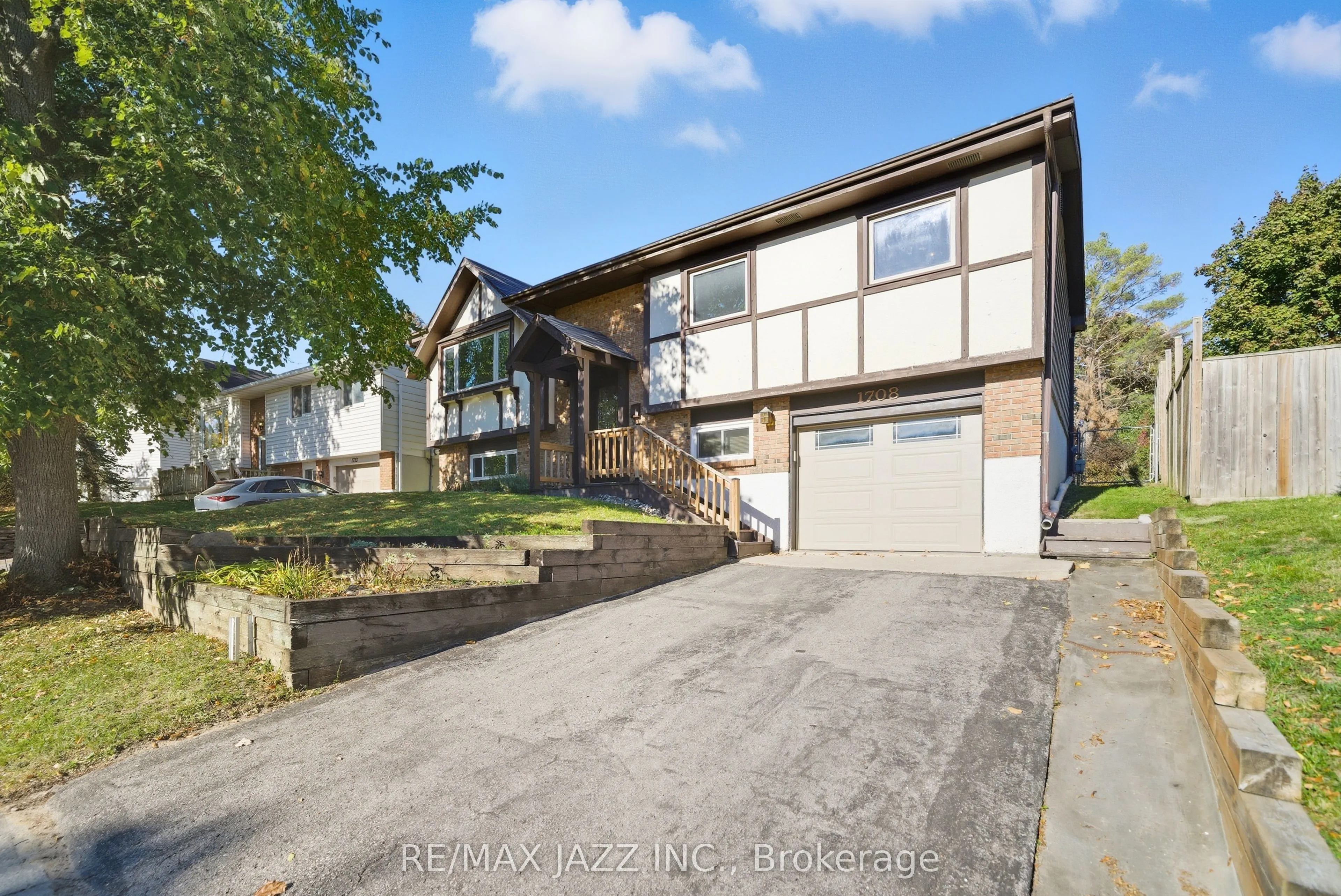 1708 Redwood Drive