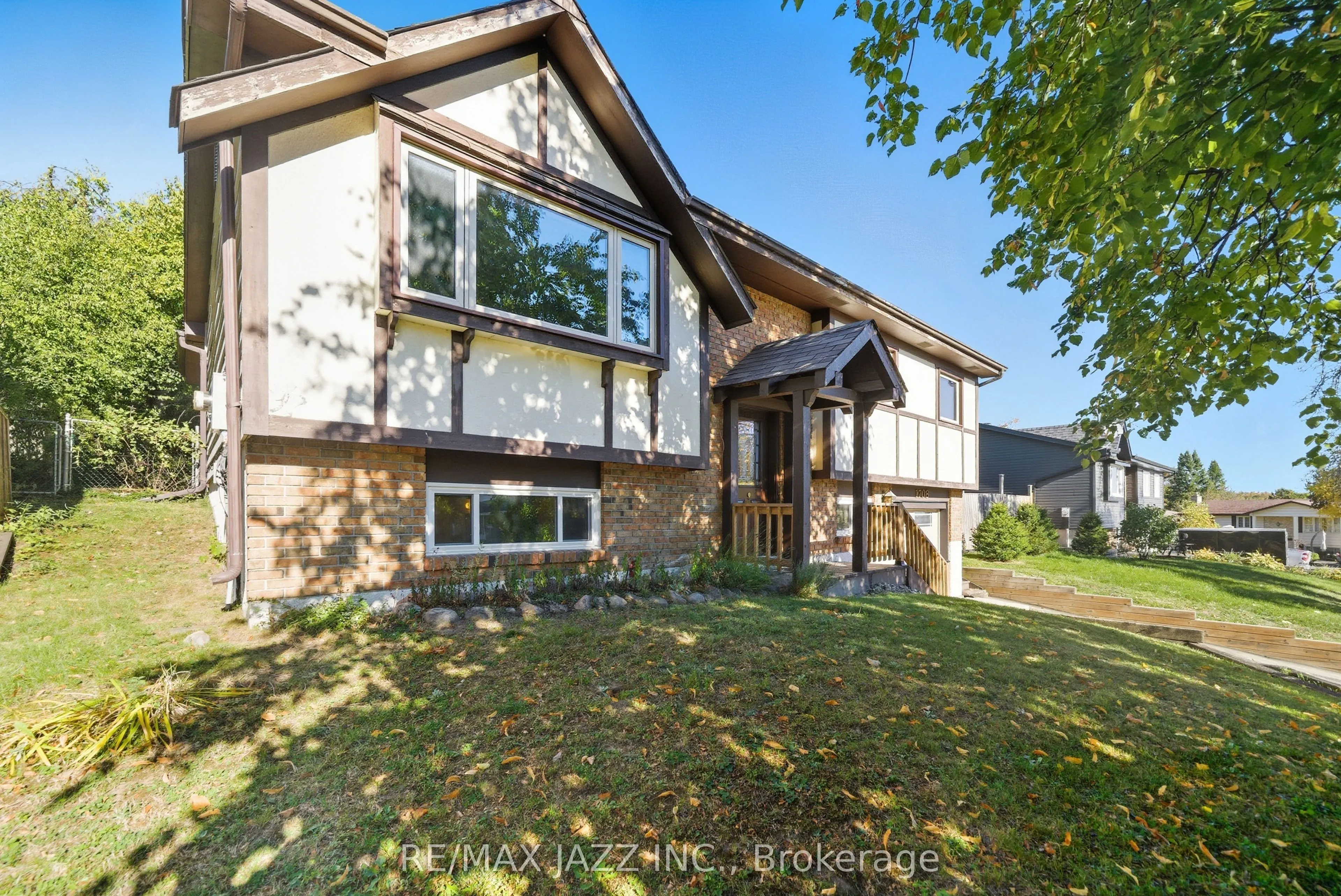 1708 Redwood Drive