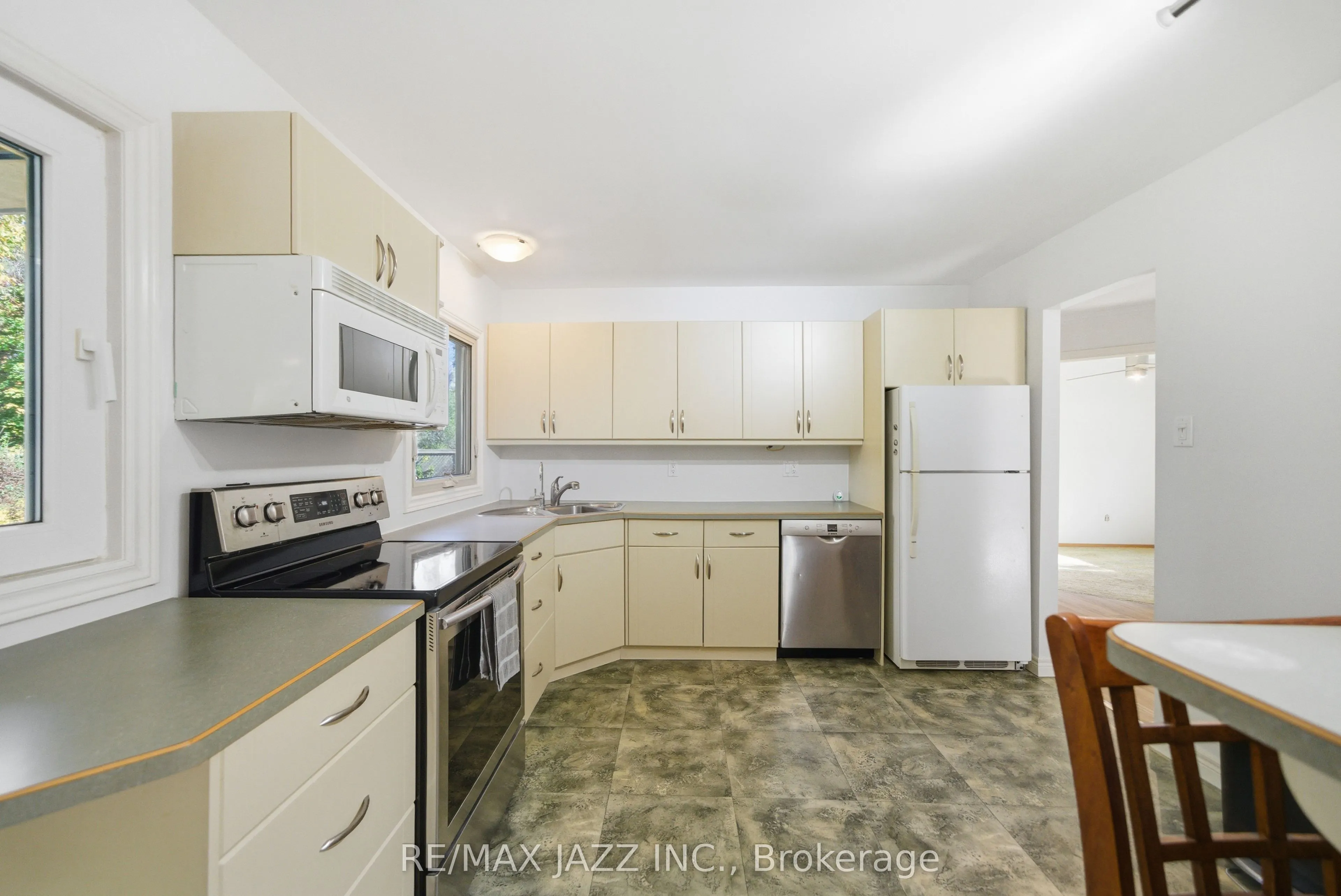 1708 Redwood Drive