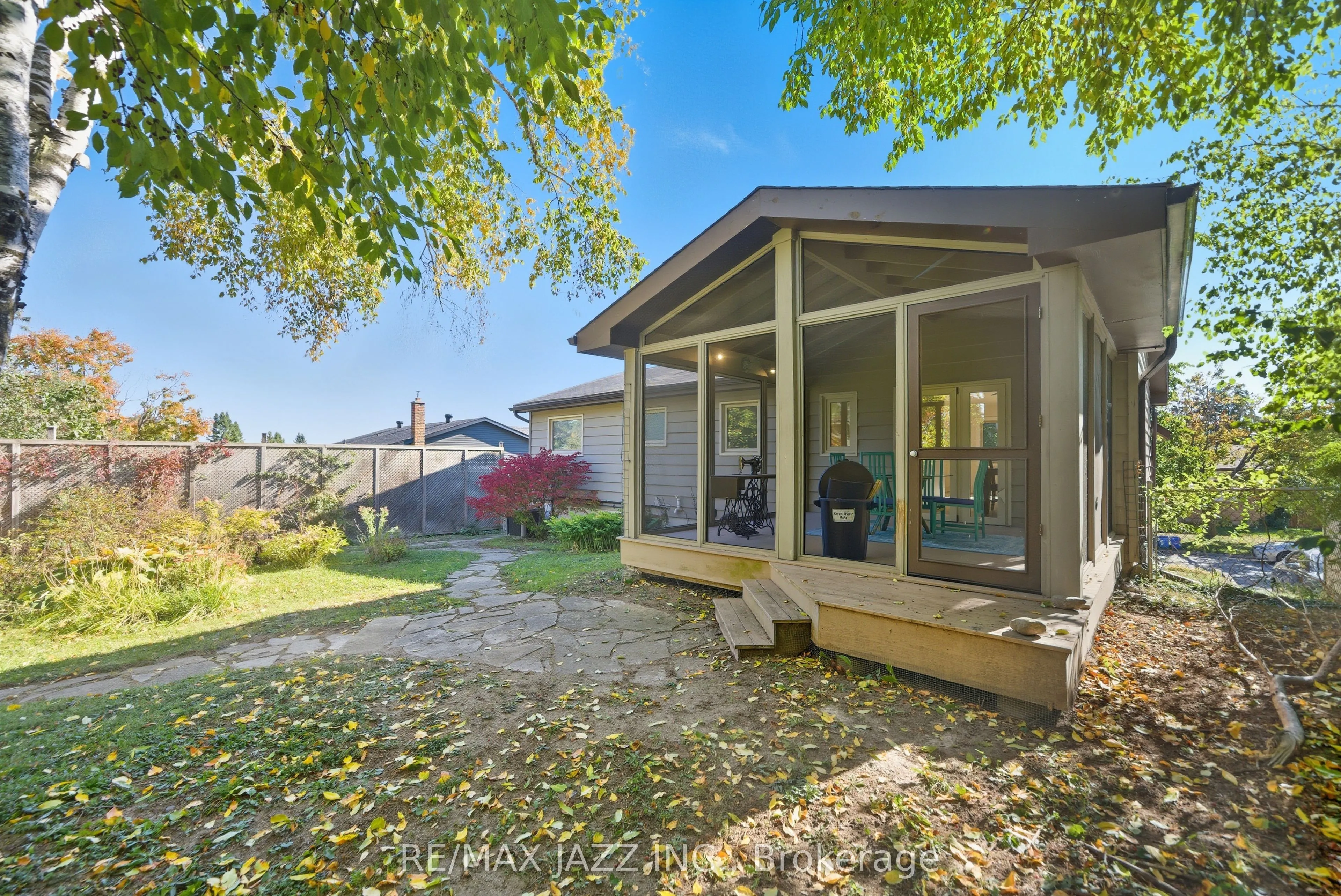 1708 Redwood Drive