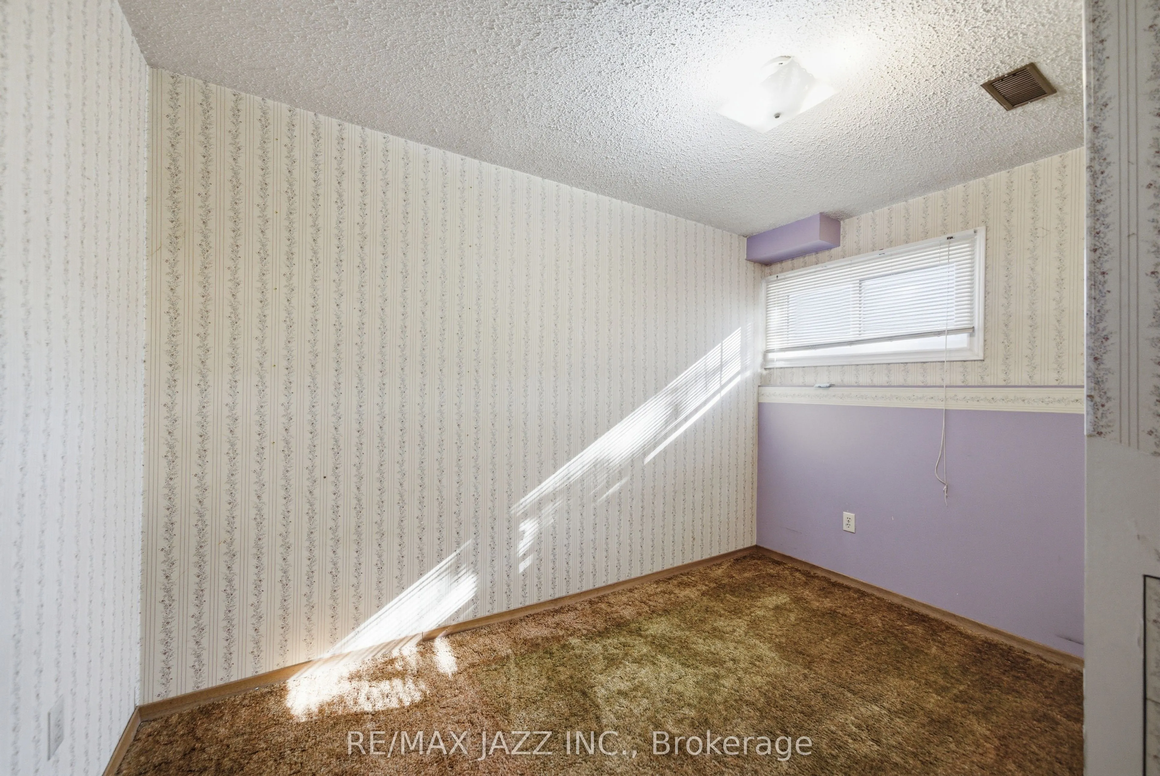 1708 Redwood Drive