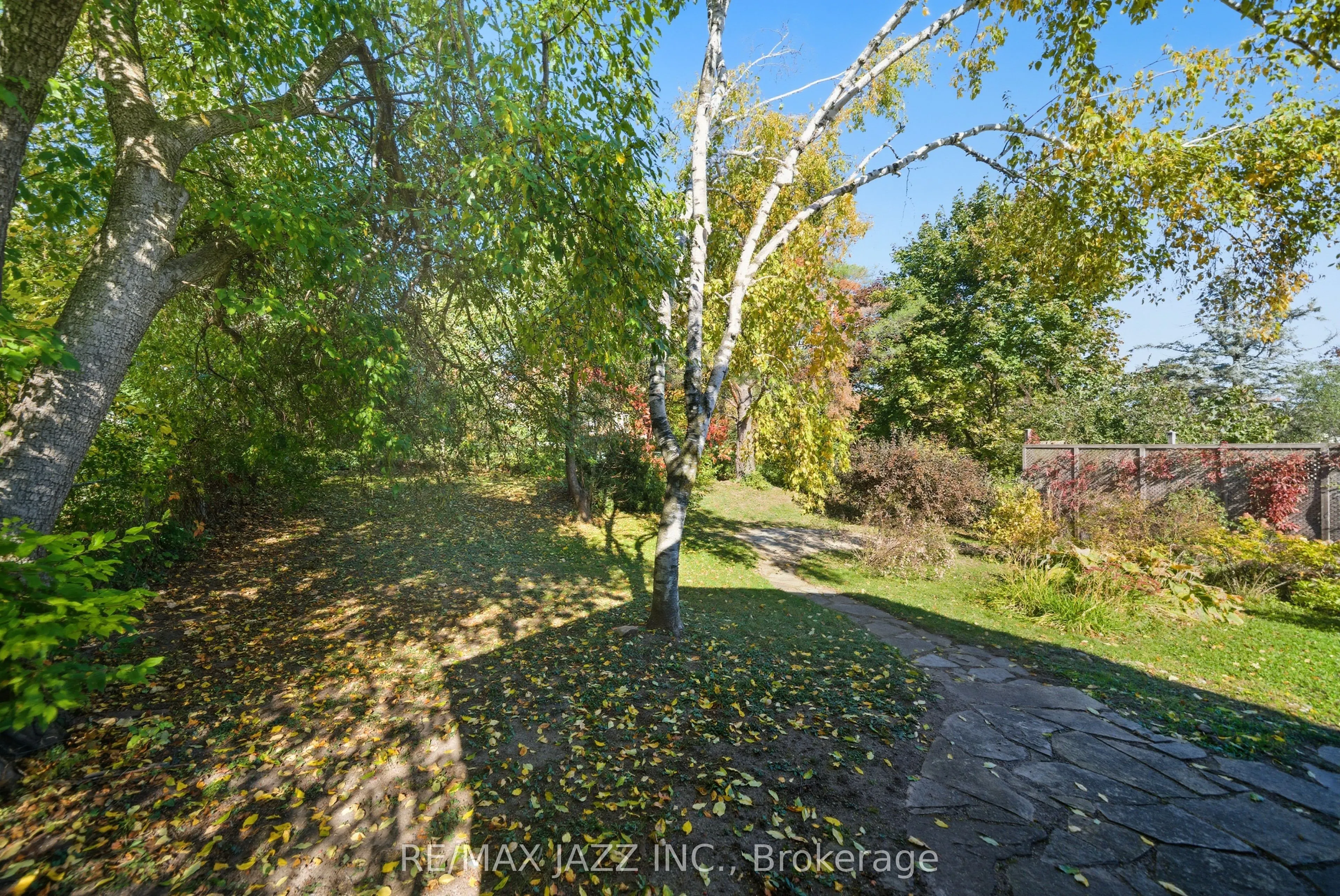 1708 Redwood Drive