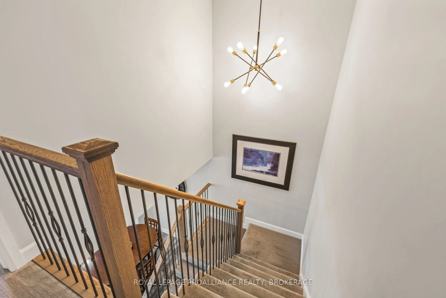 1550 Davenport Crescent