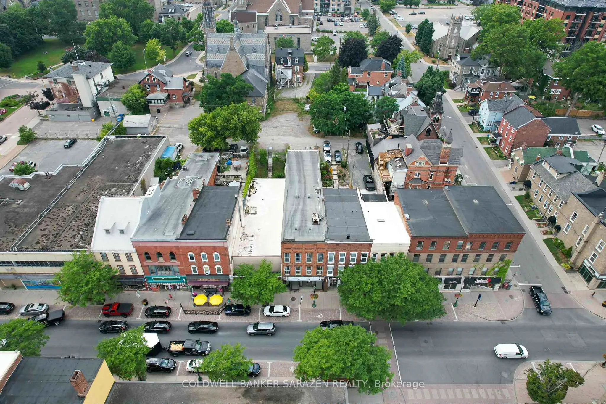 18 King Street W