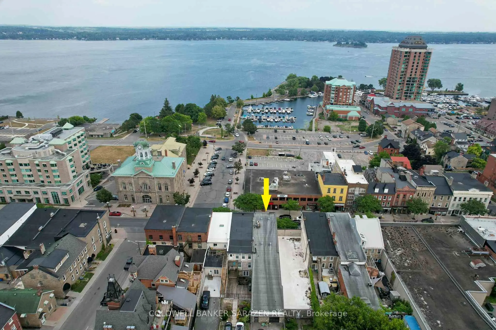 18 King Street W