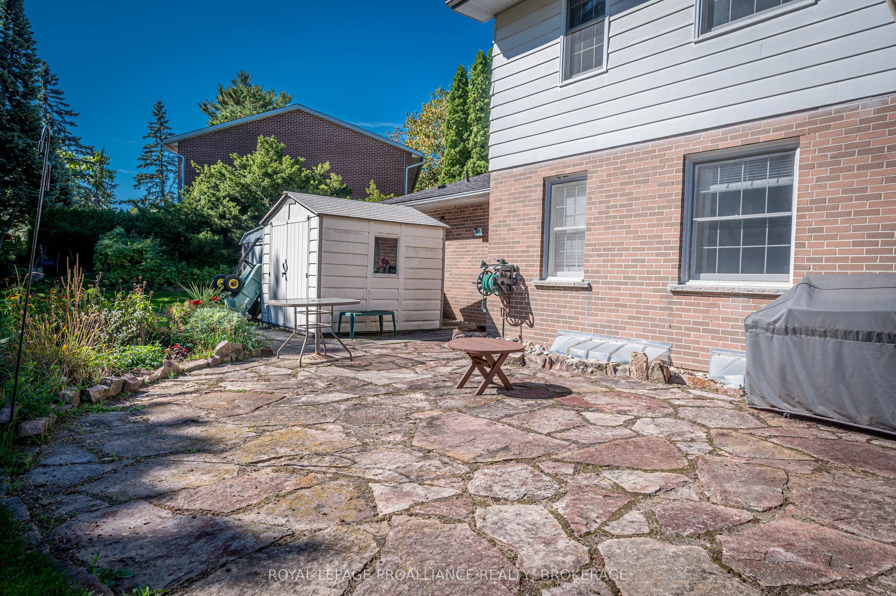 259 Fairway Hill Crescent